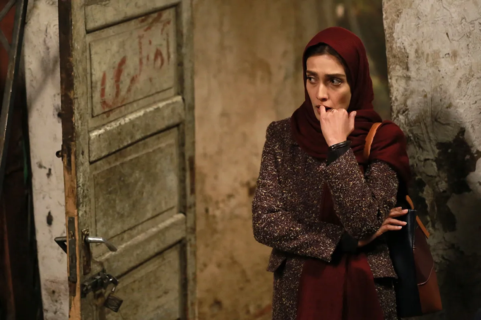 Leila Zare in Final Exam (2016)