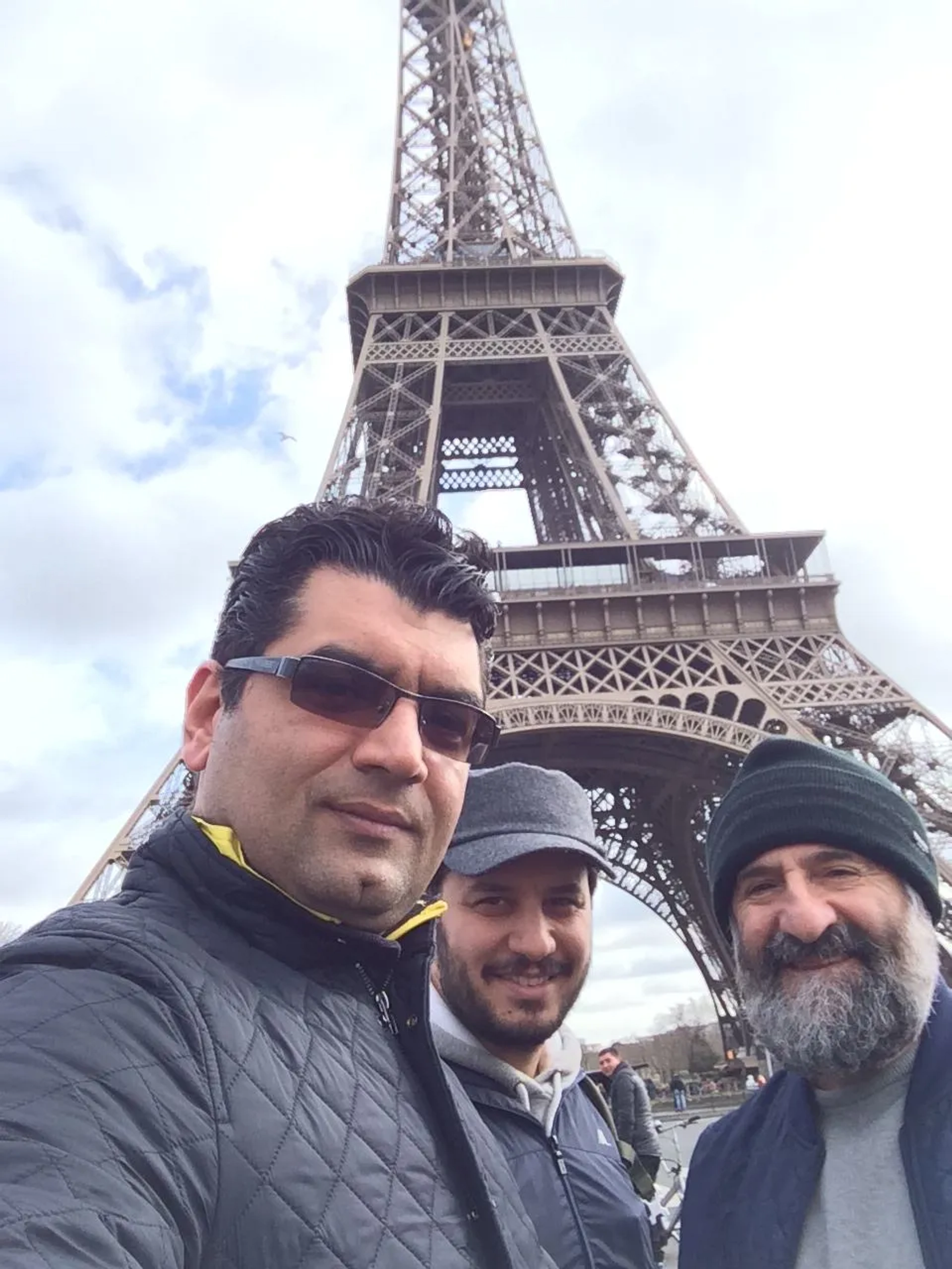 Javad Ezati, Morteza Ghafoori, Mahdi Alimirzaee, and Ali Atshani in Paradise (2016)