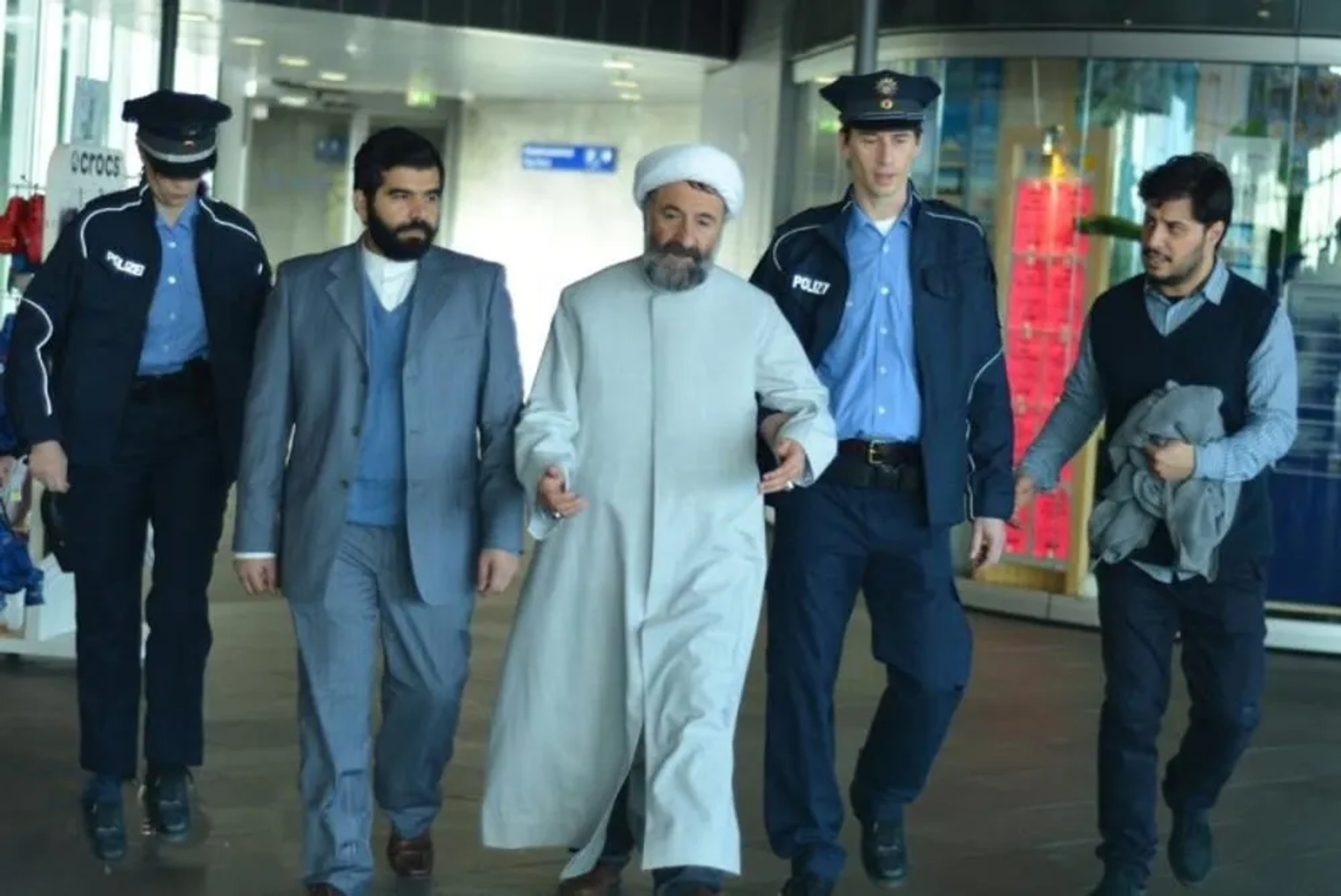 Mehran Rajabi, Javad Ezati, and Mohammad Ali Najafian in Paradise (2016)