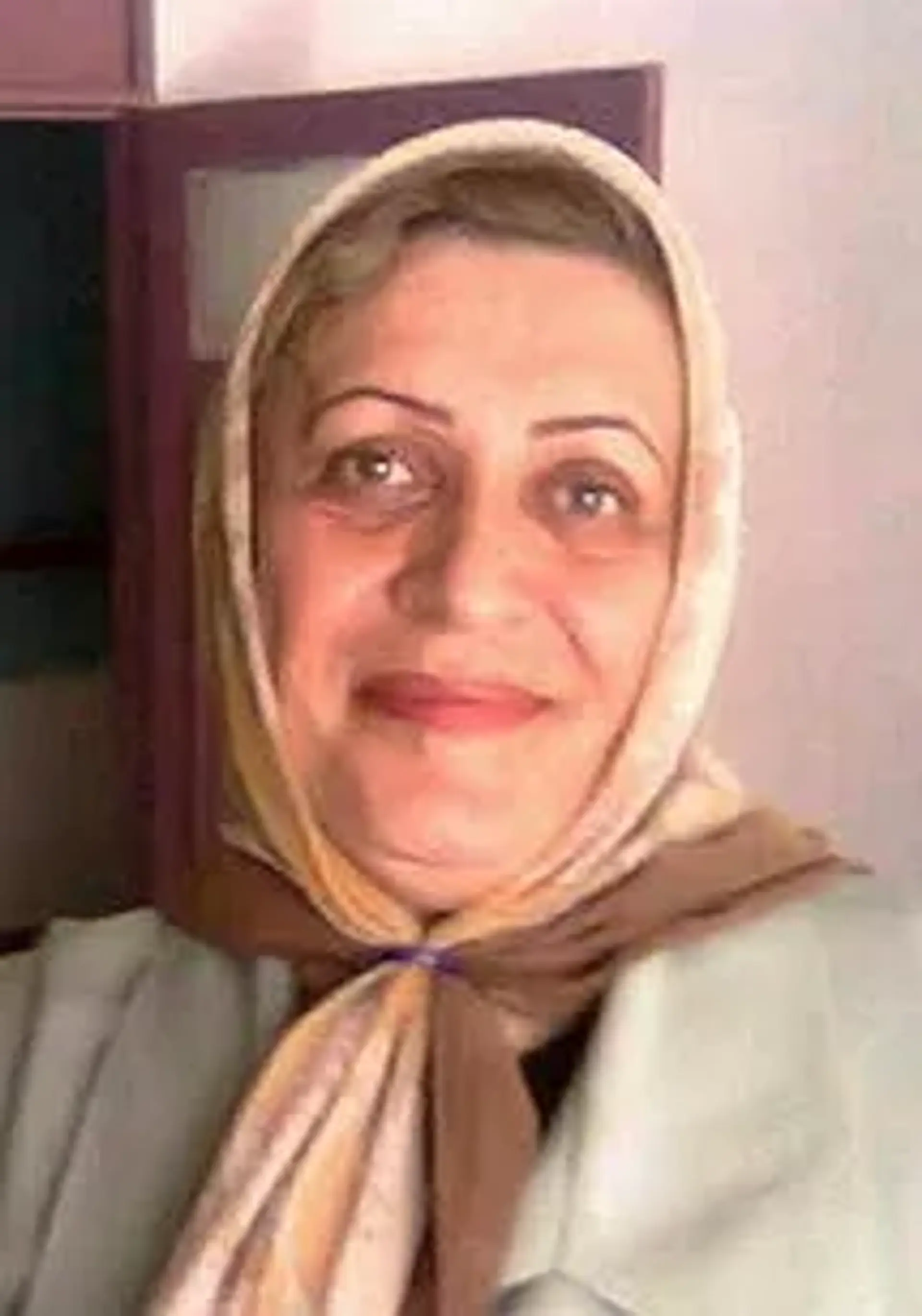 عفت رسولی نژاد