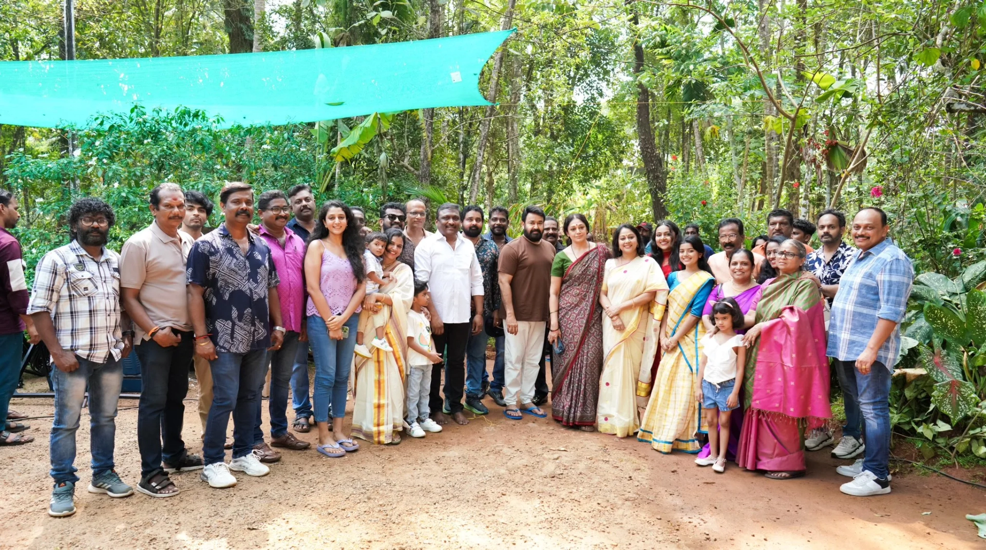 Mohanlal, Shobana, and Aarsha Chandini Baiju in Thudarum (2025)