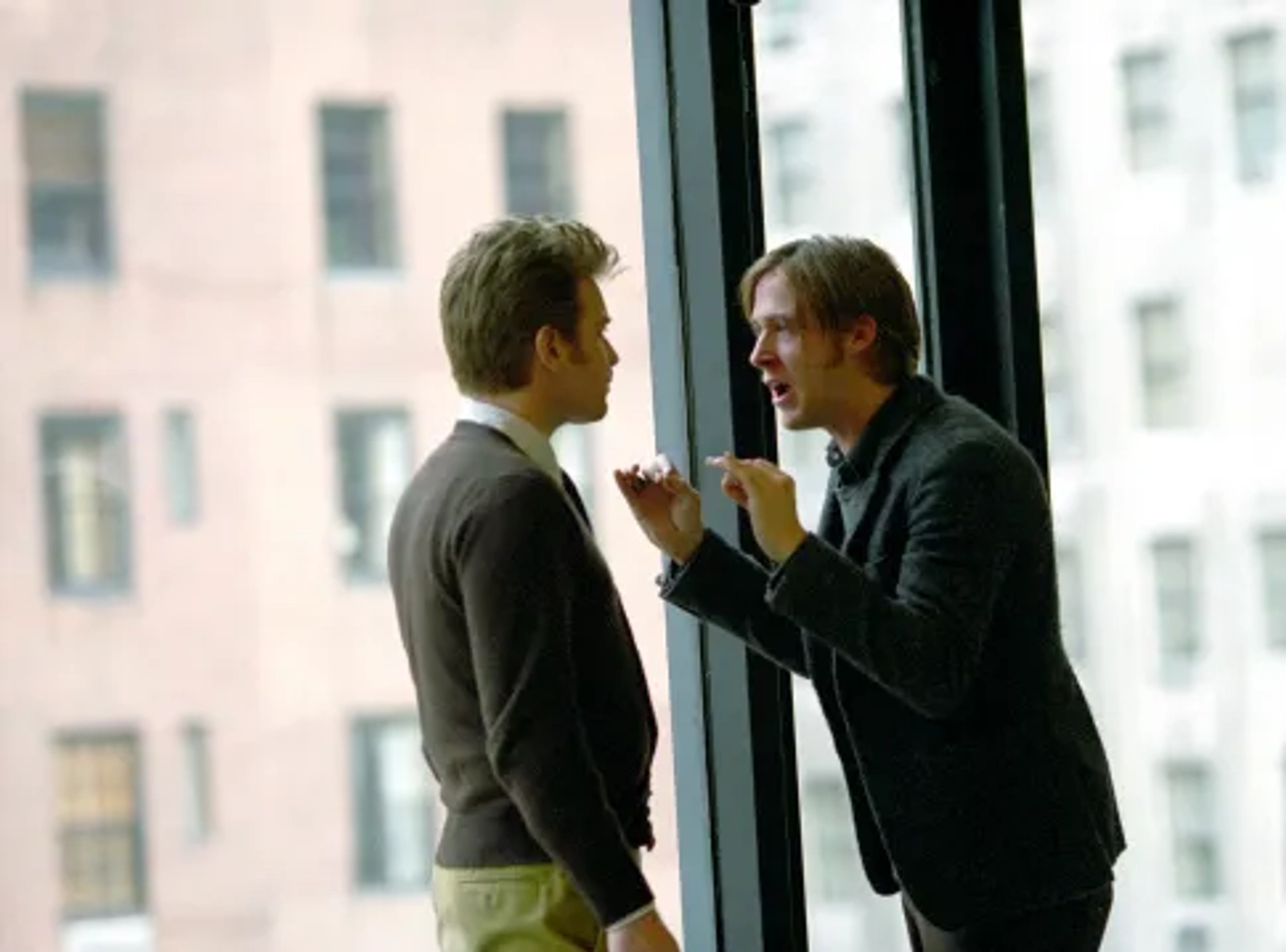 Ewan McGregor and Ryan Gosling in Stay (2005)