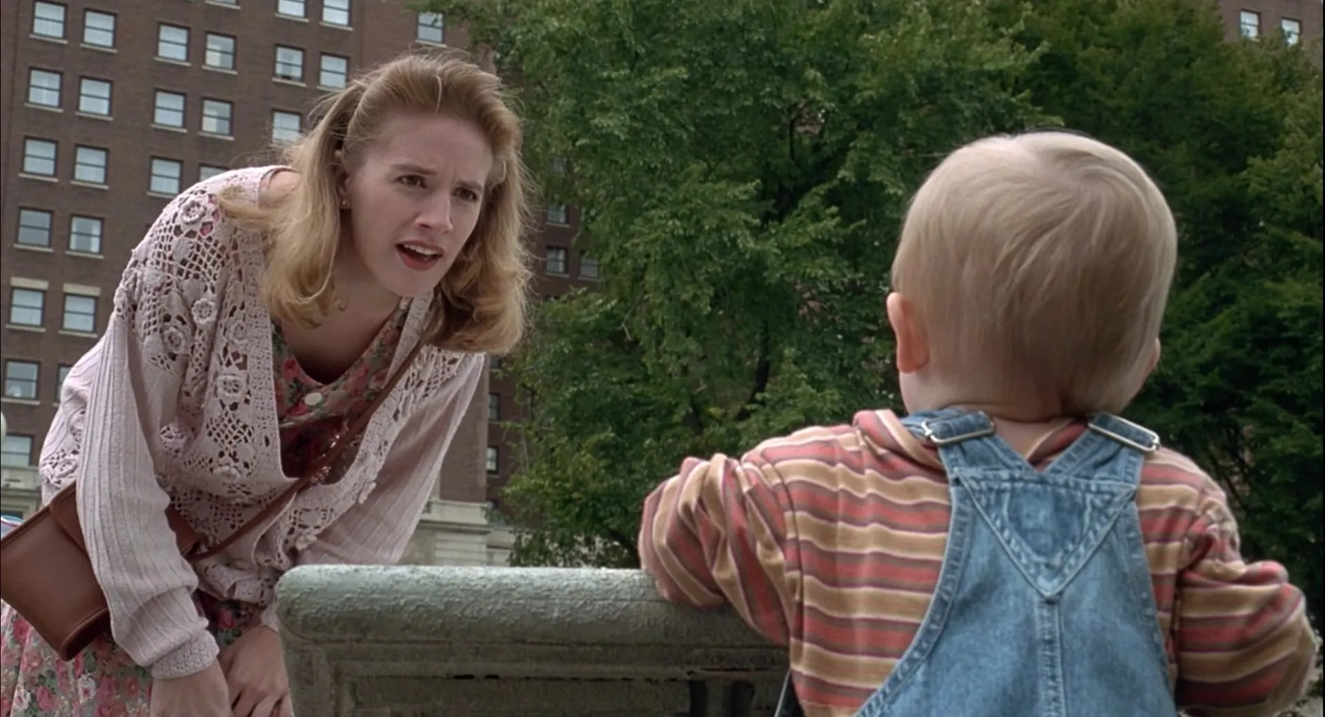 Kirsten Nelson, Adam Robert Worton, and Jacob Joseph Worton in Baby's Day Out (1994)