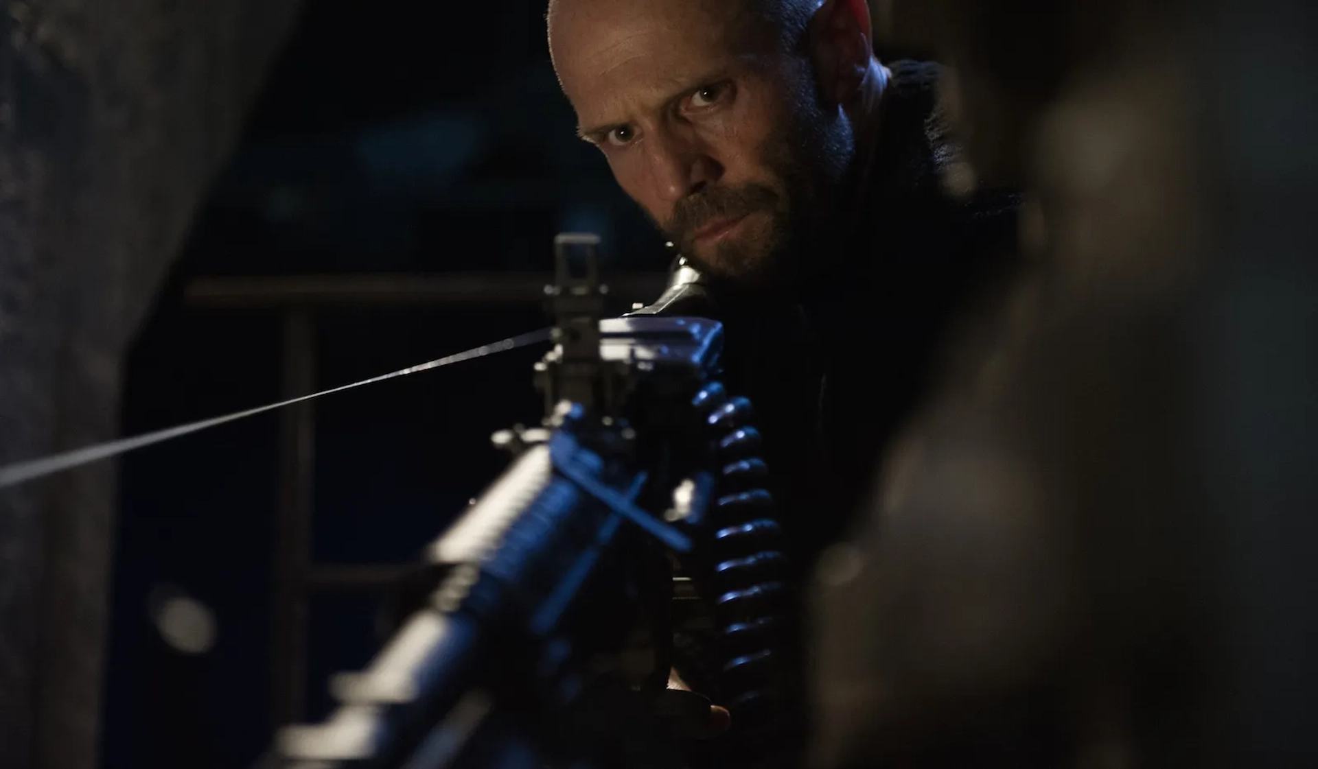 Jason Statham in Mechanic: Resurrection (2016)