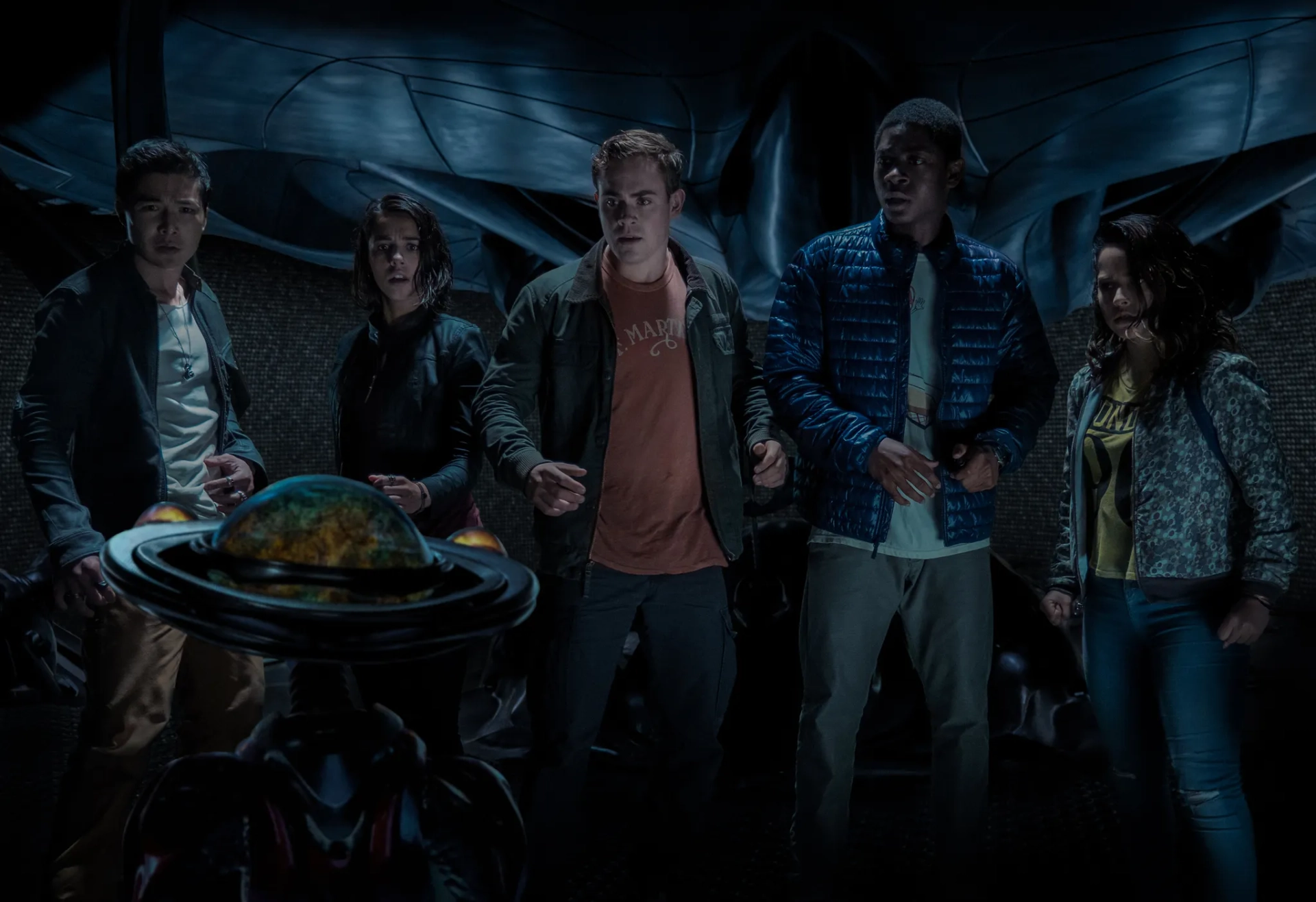 Bill Hader, Becky G, Ludi Lin, Dacre Montgomery, Naomi Scott, and RJ Cyler in Power Rangers (2017)
