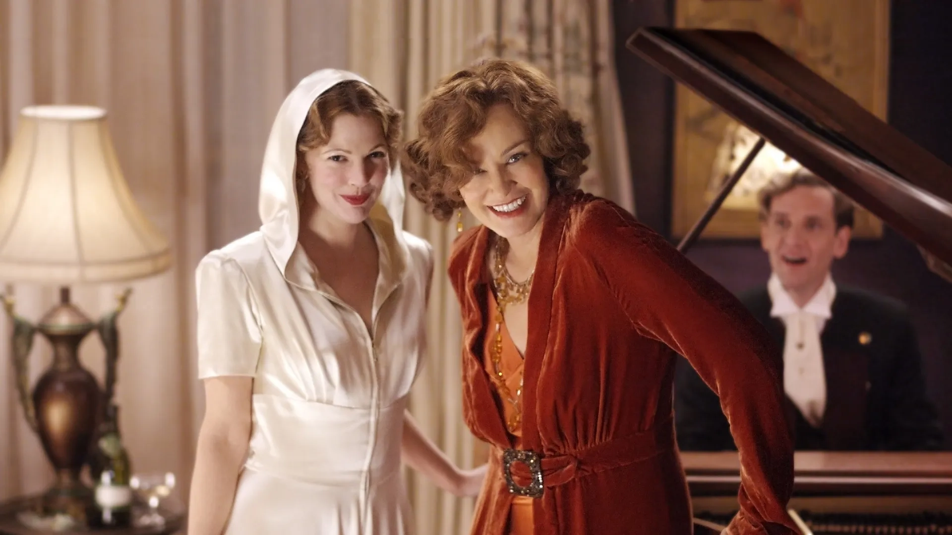 Drew Barrymore and Jessica Lange in Grey Gardens (2009)
