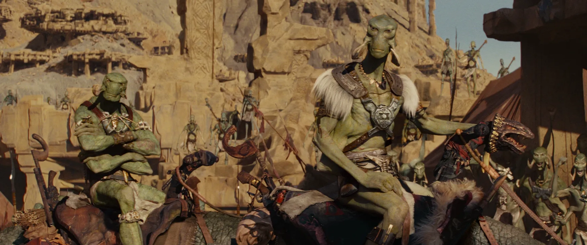 Willem Dafoe and Thomas Haden Church in John Carter (2012)