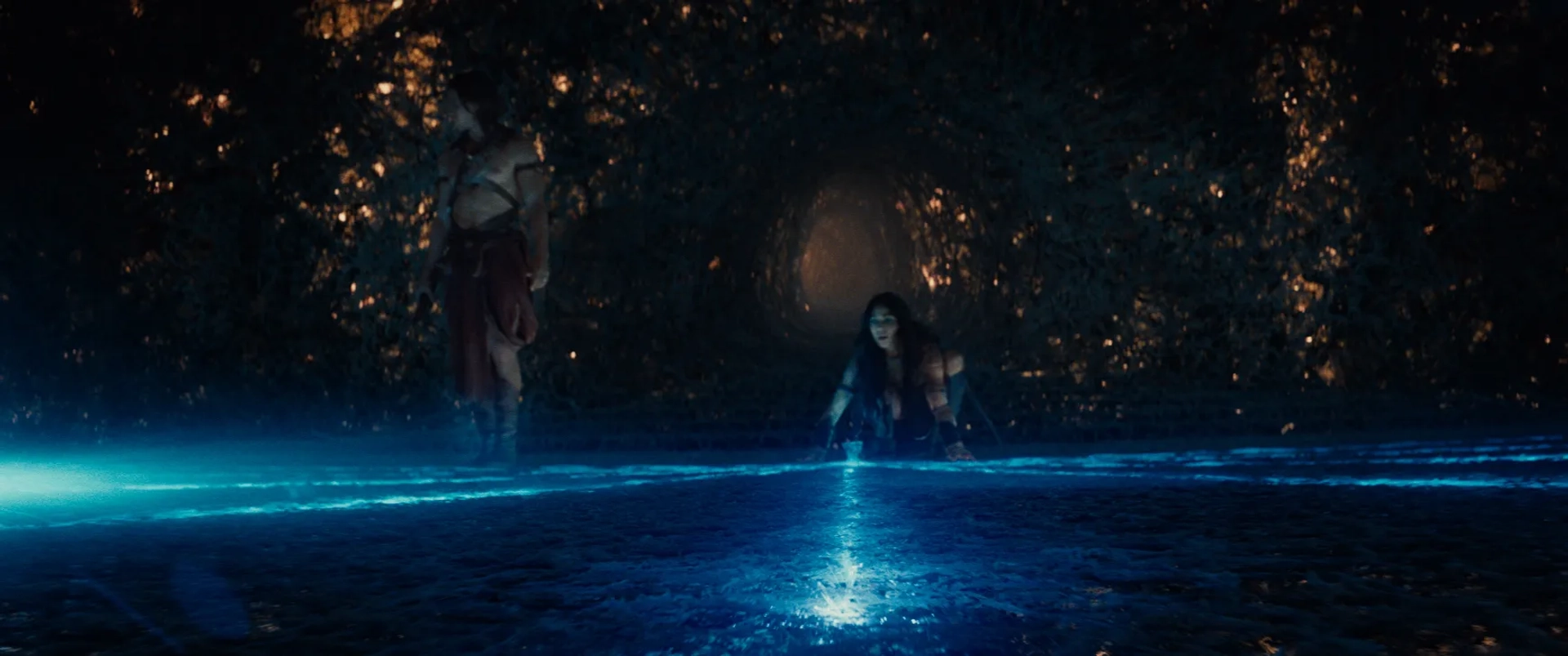 Lynn Collins and Taylor Kitsch in John Carter (2012)