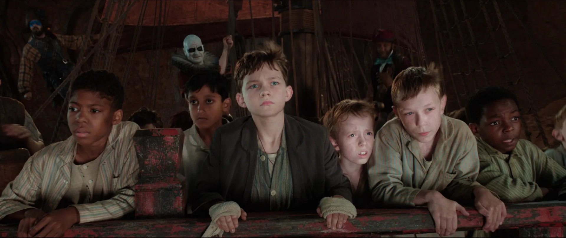 Kavern Batchelor and Levi Miller in Pan (2015)