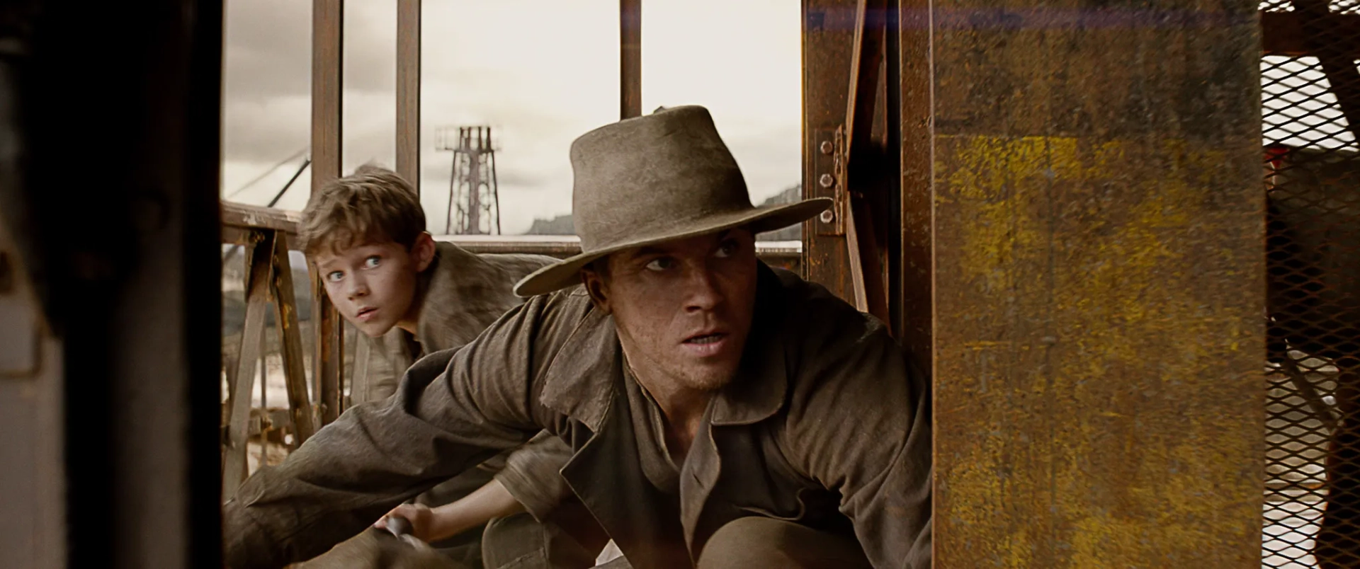 Garrett Hedlund and Levi Miller in Pan (2015)