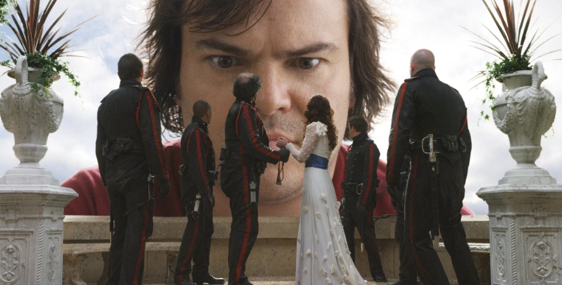 Jack Black and Emily Blunt in Gulliver's Travels (2010)