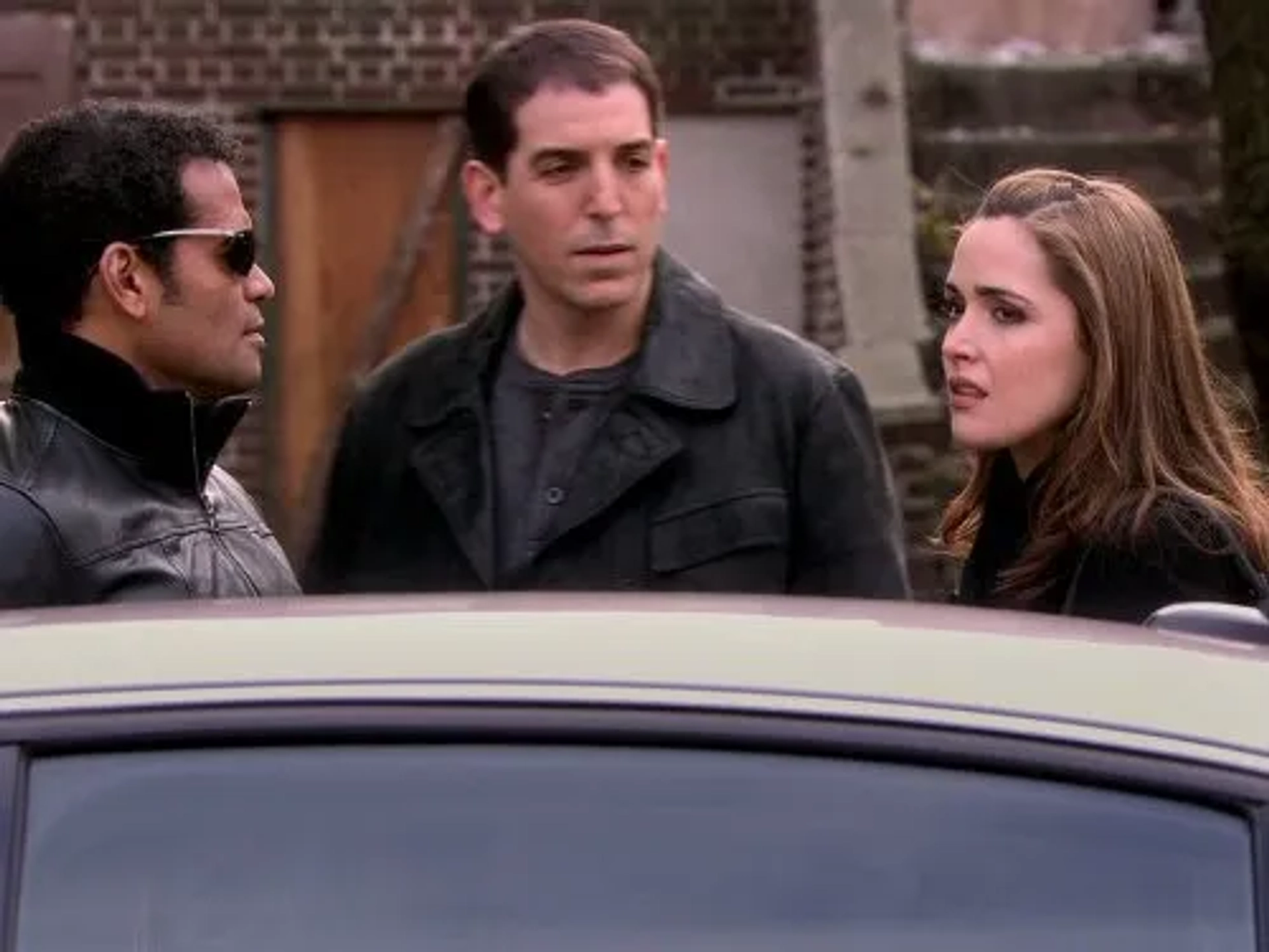 Mario Van Peebles, Rose Byrne, and Glenn Kessler in Damages (2007)