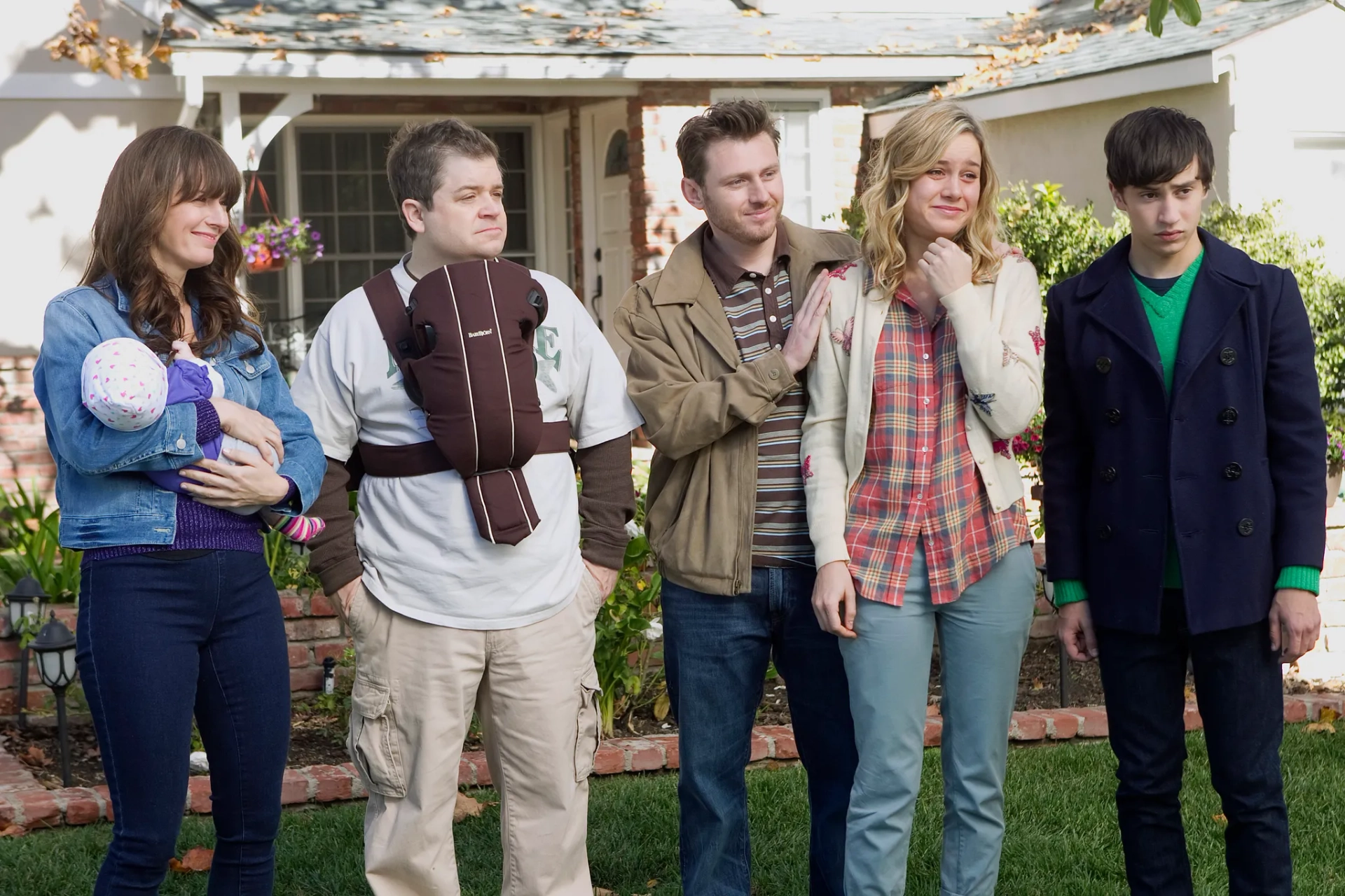 Brie Larson, Patton Oswalt, Keir O'Donnell, Keir Gilchrist, and Rosemarie DeWitt in United States of Tara (2009)