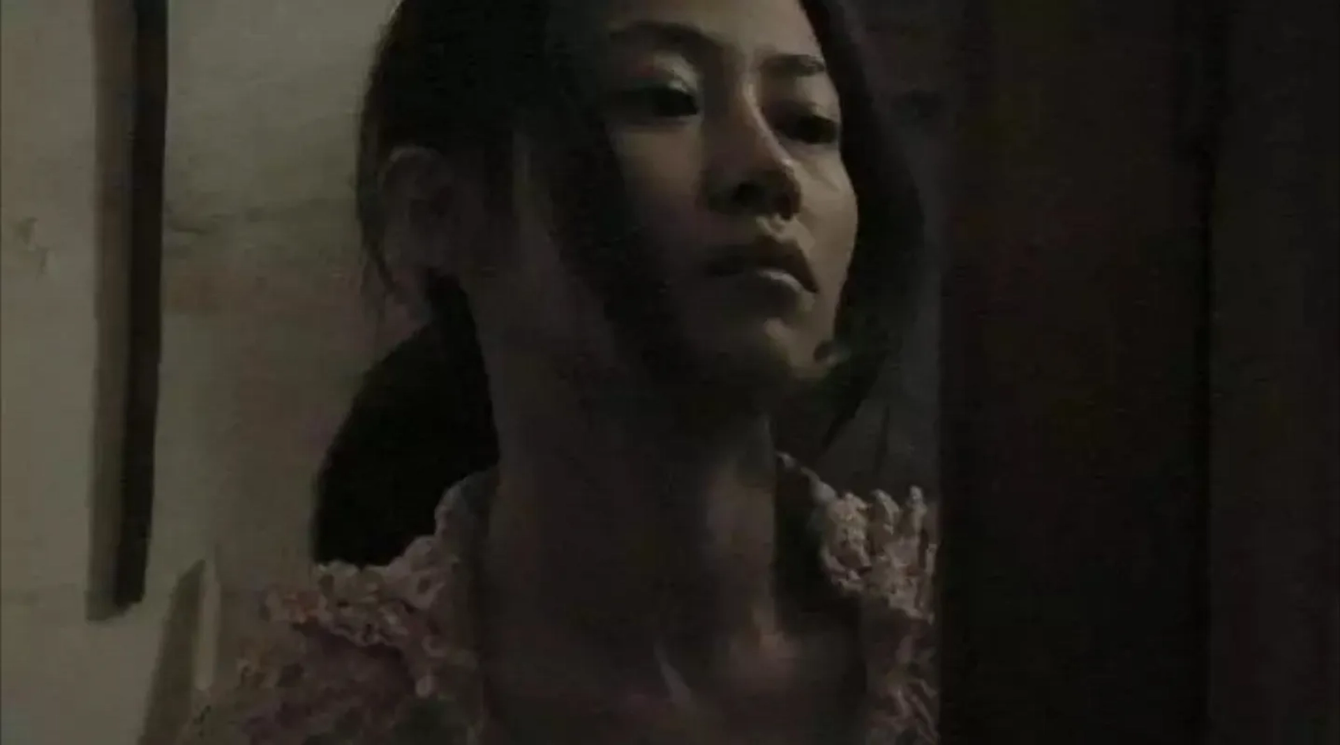 Zhuo Tan in Spring Fever (2009)