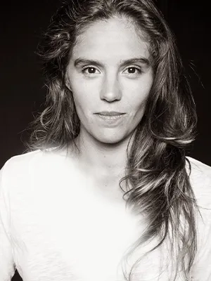 کامیلا  بروژ