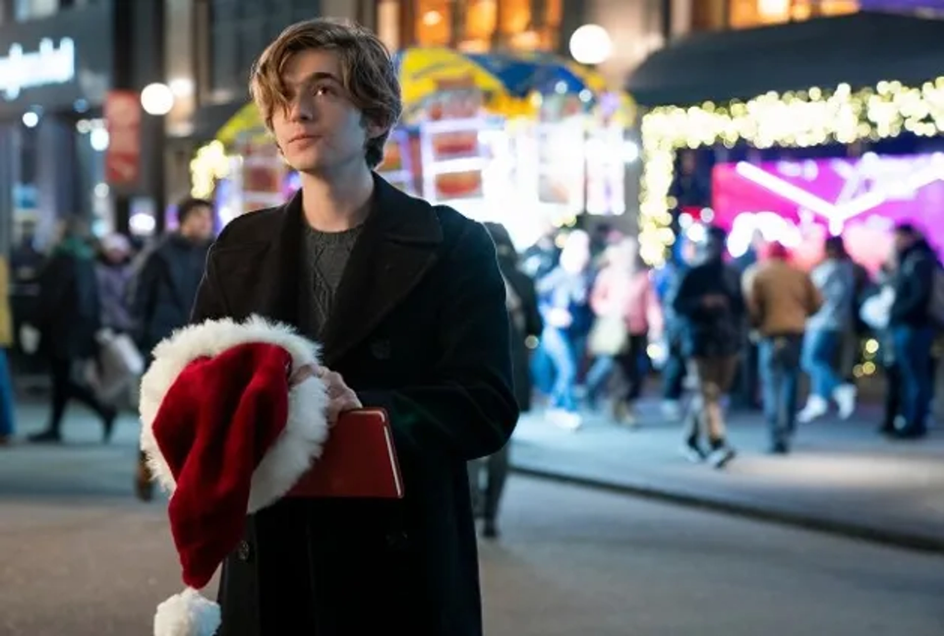 Austin Abrams in Dash (2020)