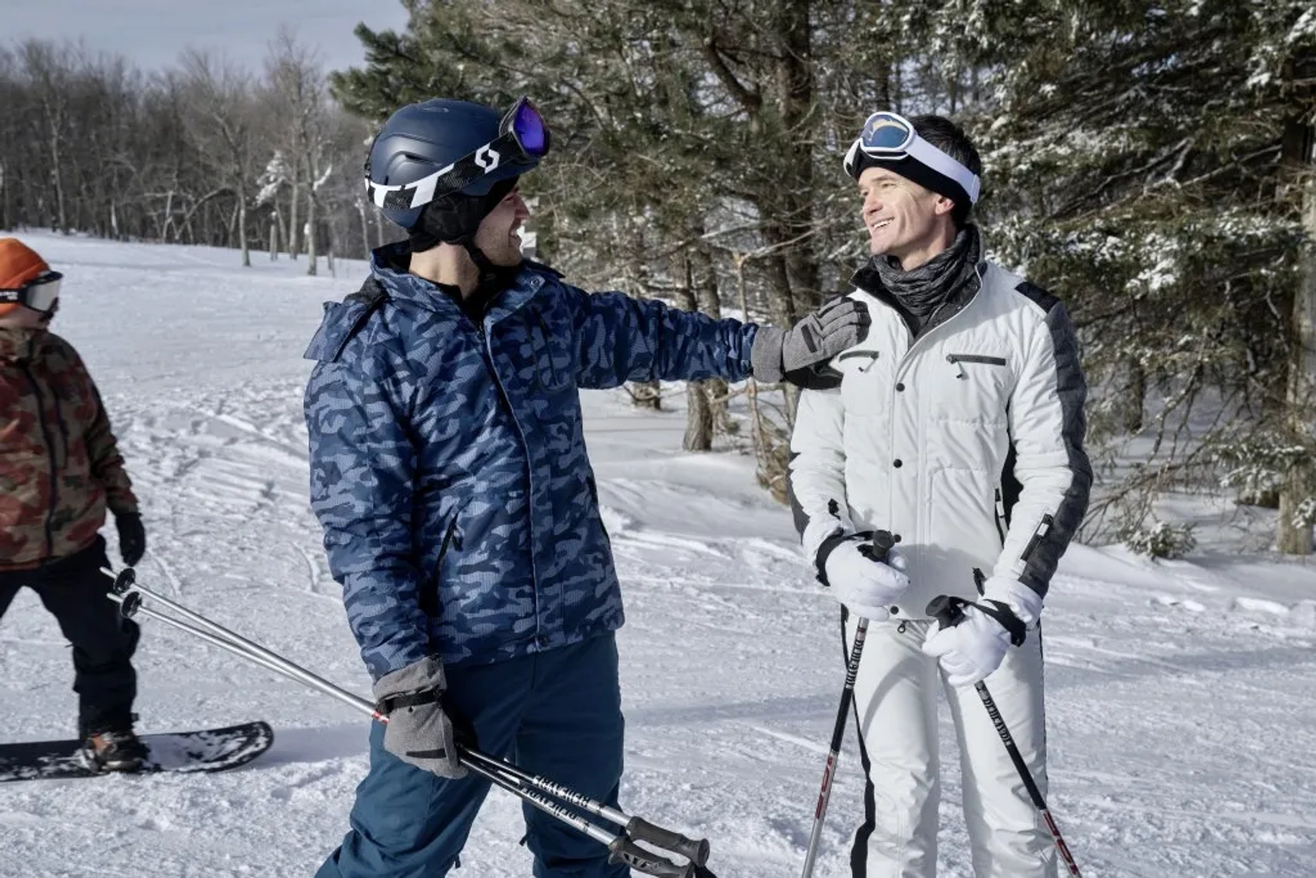 Neil Patrick Harris and David A. Gregory in Uncoupled (2022)