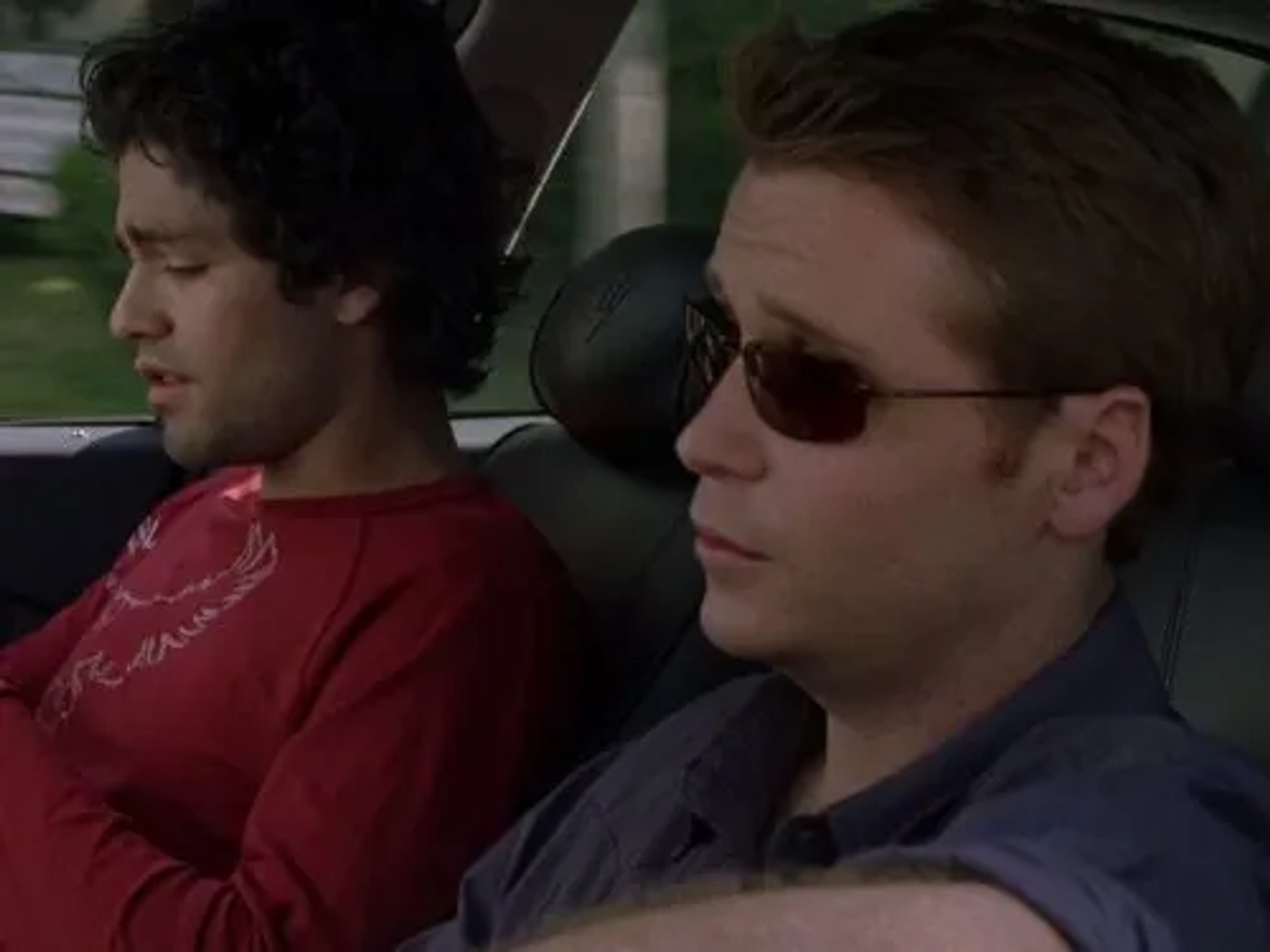 Adrian Grenier and Kevin Connolly in Entourage (2004)