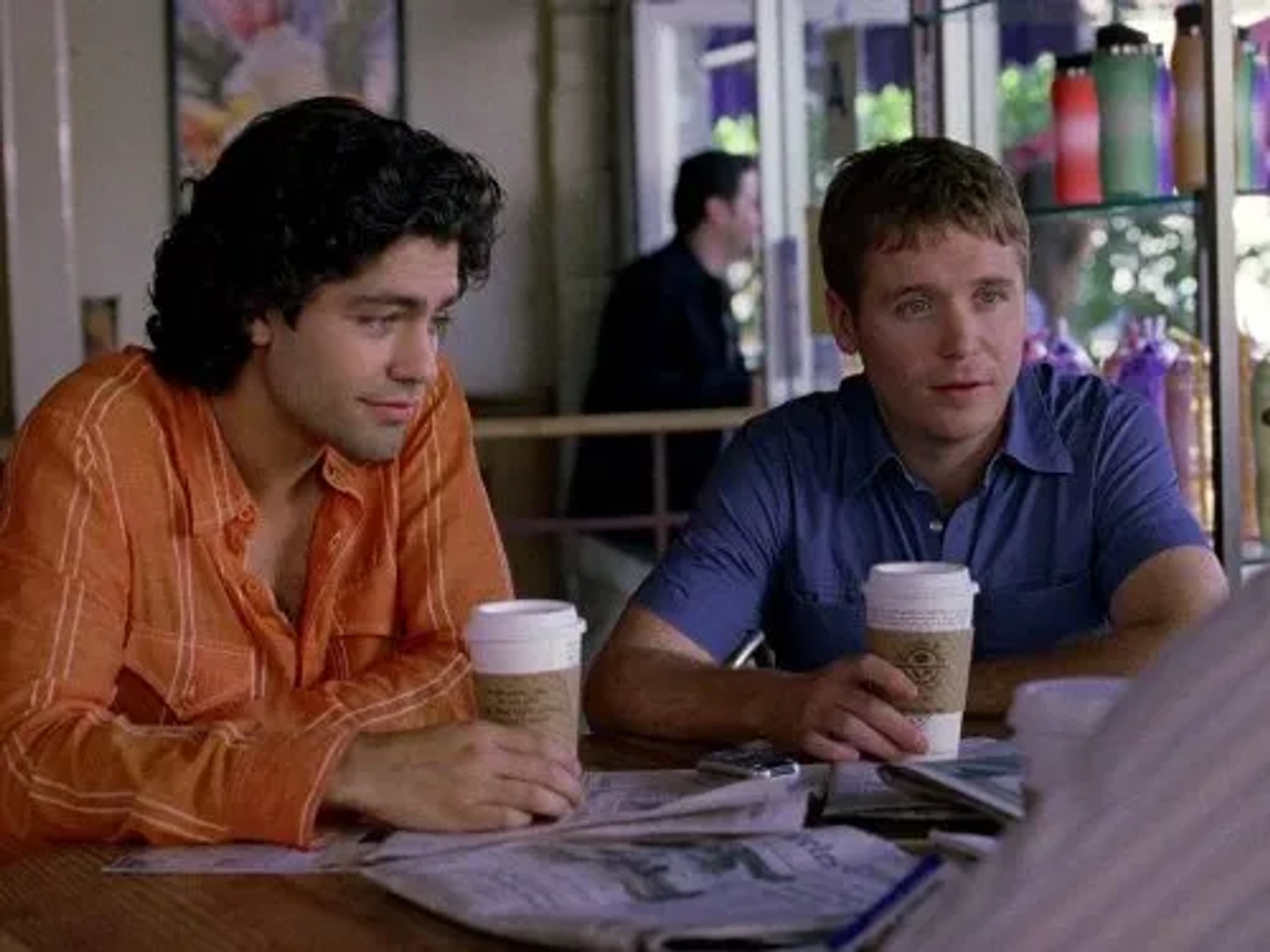 Adrian Grenier and Kevin Connolly in Entourage (2004)