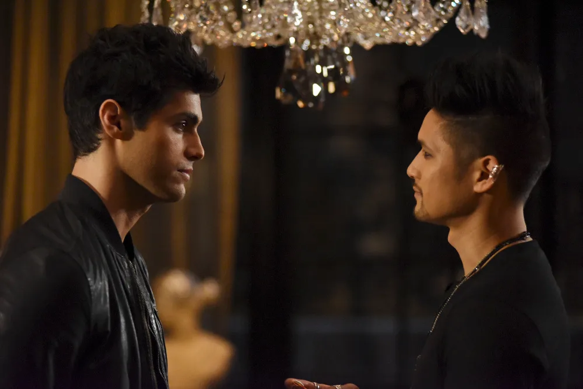 Harry Shum Jr. and Matthew Daddario in Shadowhunters (2016)