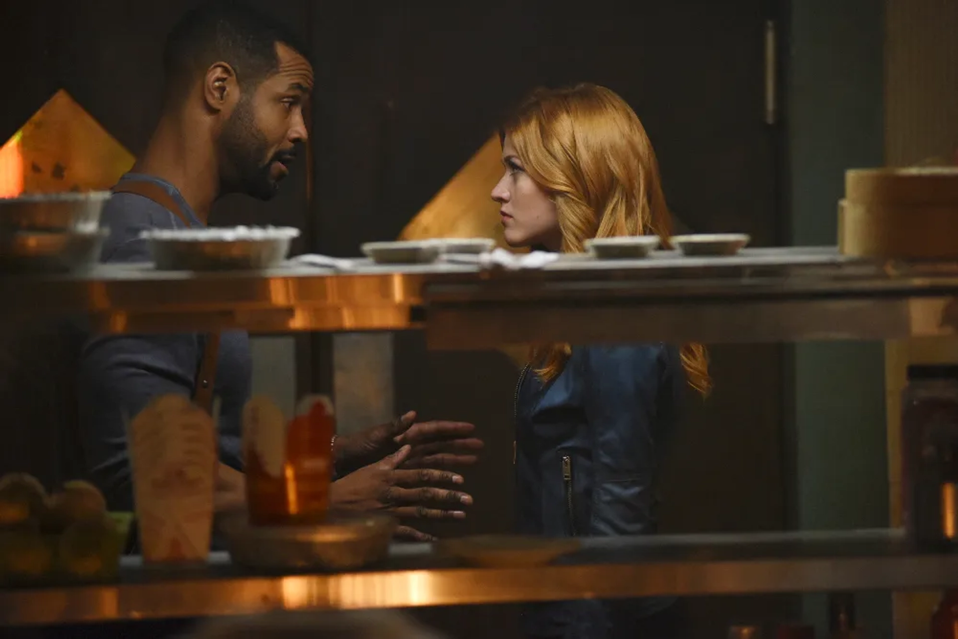 Isaiah Mustafa and Katherine McNamara in Shadowhunters (2016)