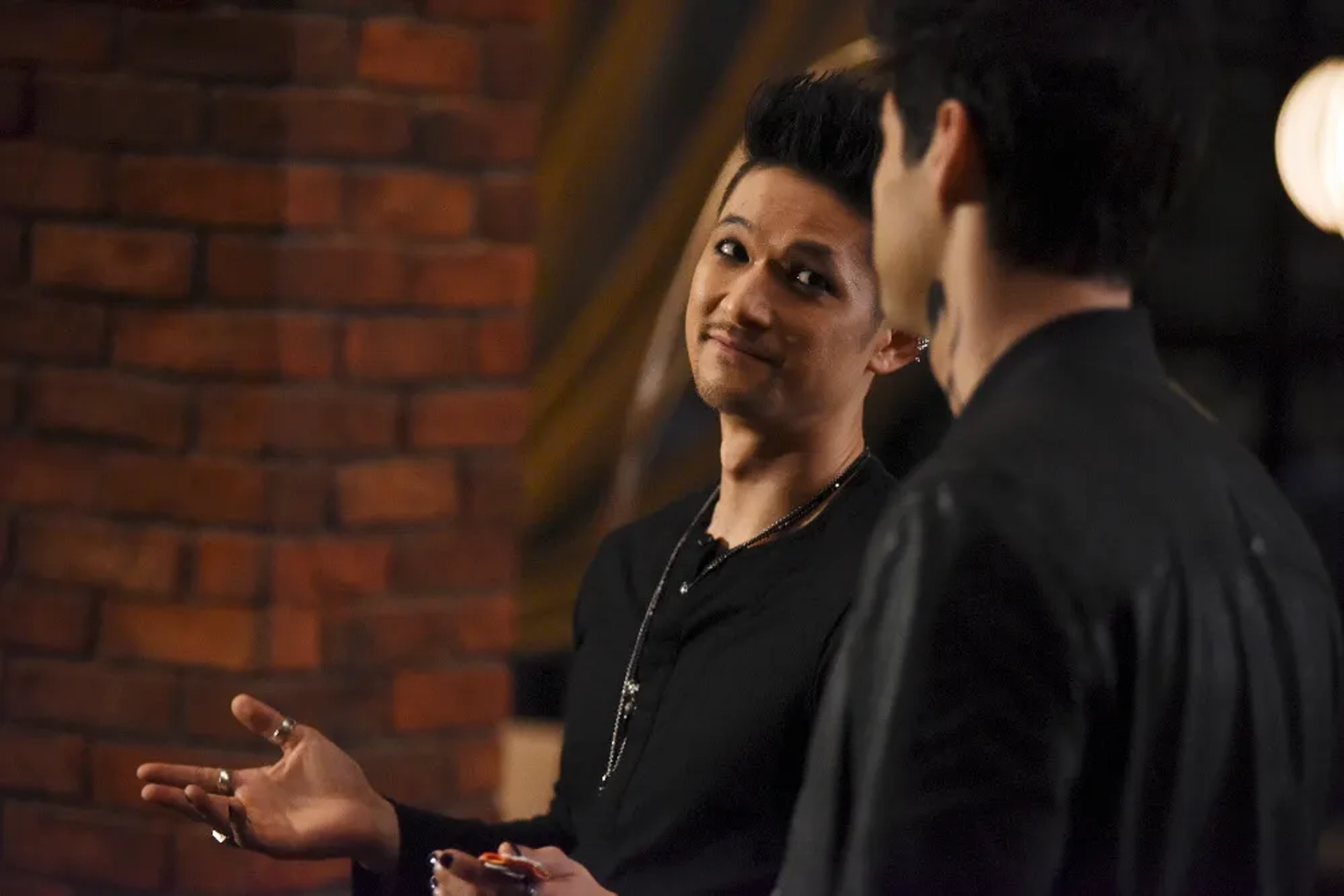 Harry Shum Jr. and Matthew Daddario in Shadowhunters (2016)