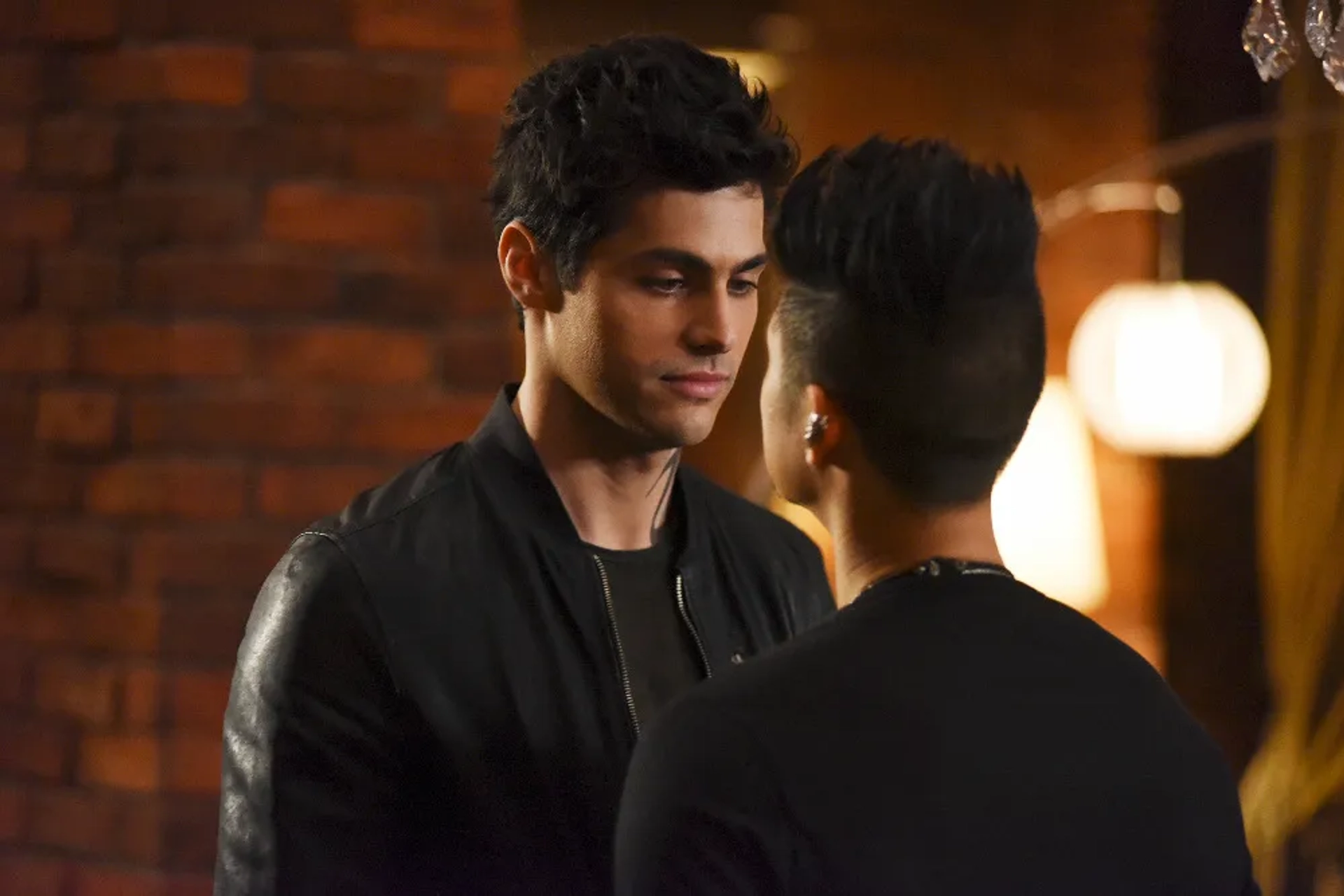 Harry Shum Jr. and Matthew Daddario in Shadowhunters (2016)