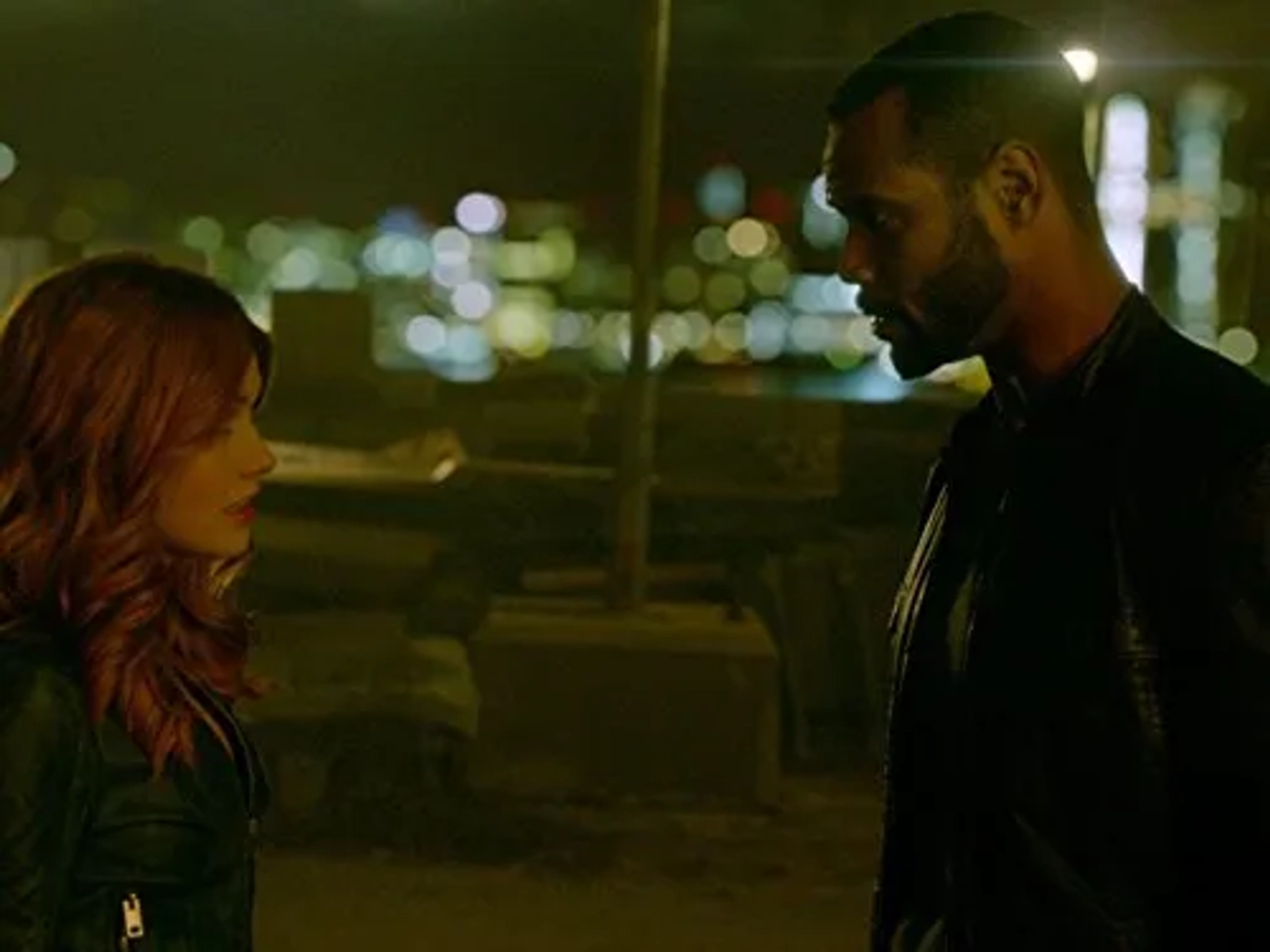 Isaiah Mustafa and Katherine McNamara in Shadowhunters (2016)
