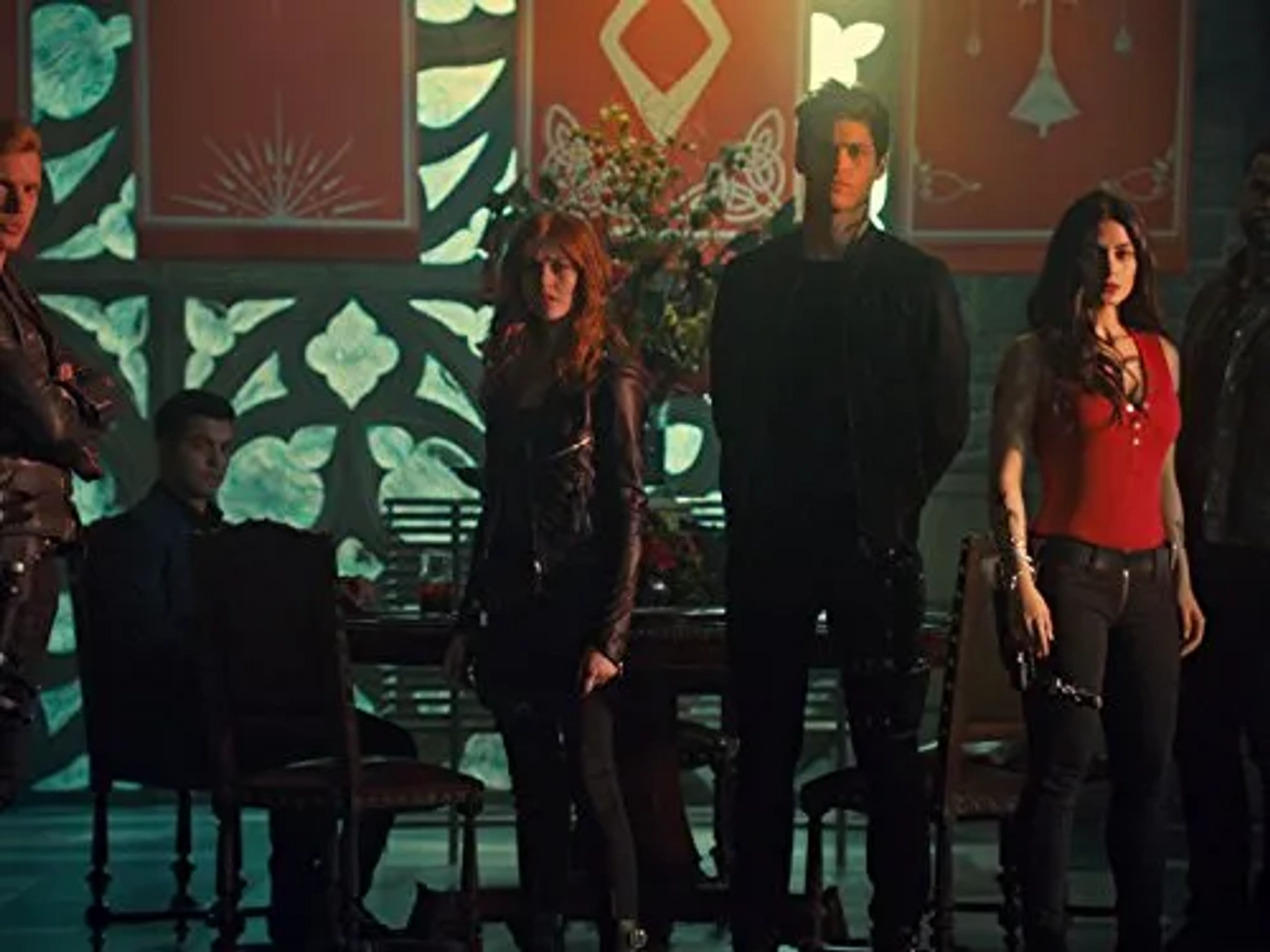 David Castro, Isaiah Mustafa, Emeraude Toubia, Katherine McNamara, Dominic Sherwood, and Matthew Daddario in Shadowhunters (2016)