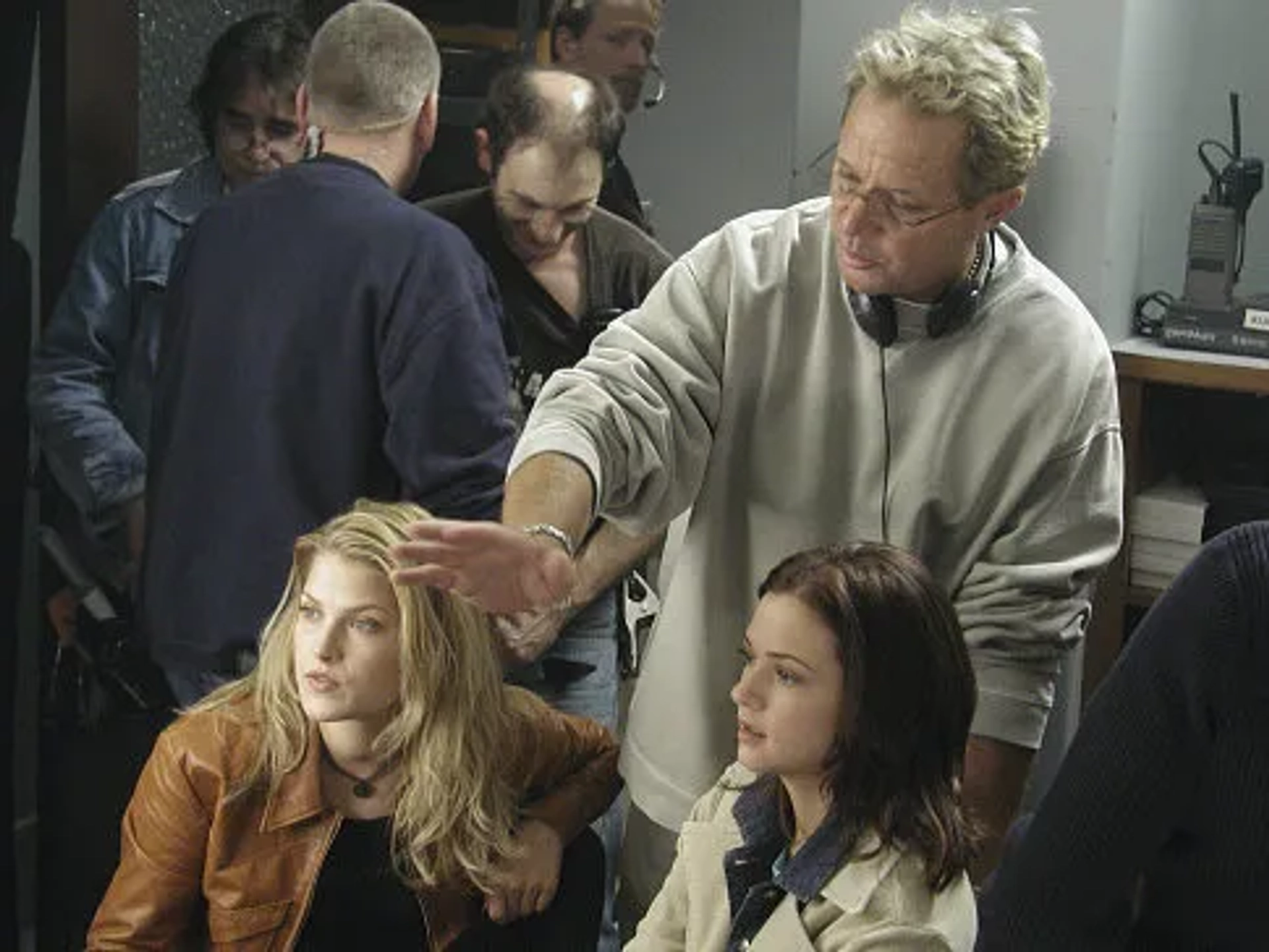 Ali Larter, A.J. Cook, and David R. Ellis in Final Destination 2 (2003)