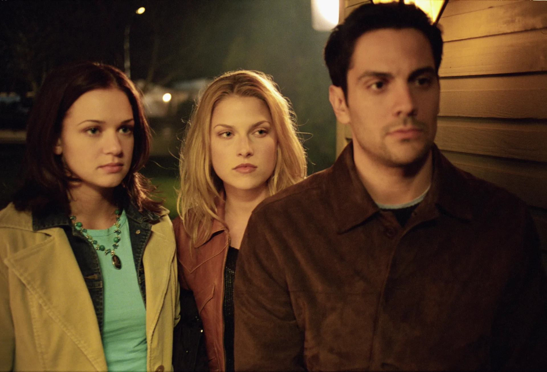 Ali Larter, A.J. Cook, and Michael Landes in Final Destination 2 (2003)
