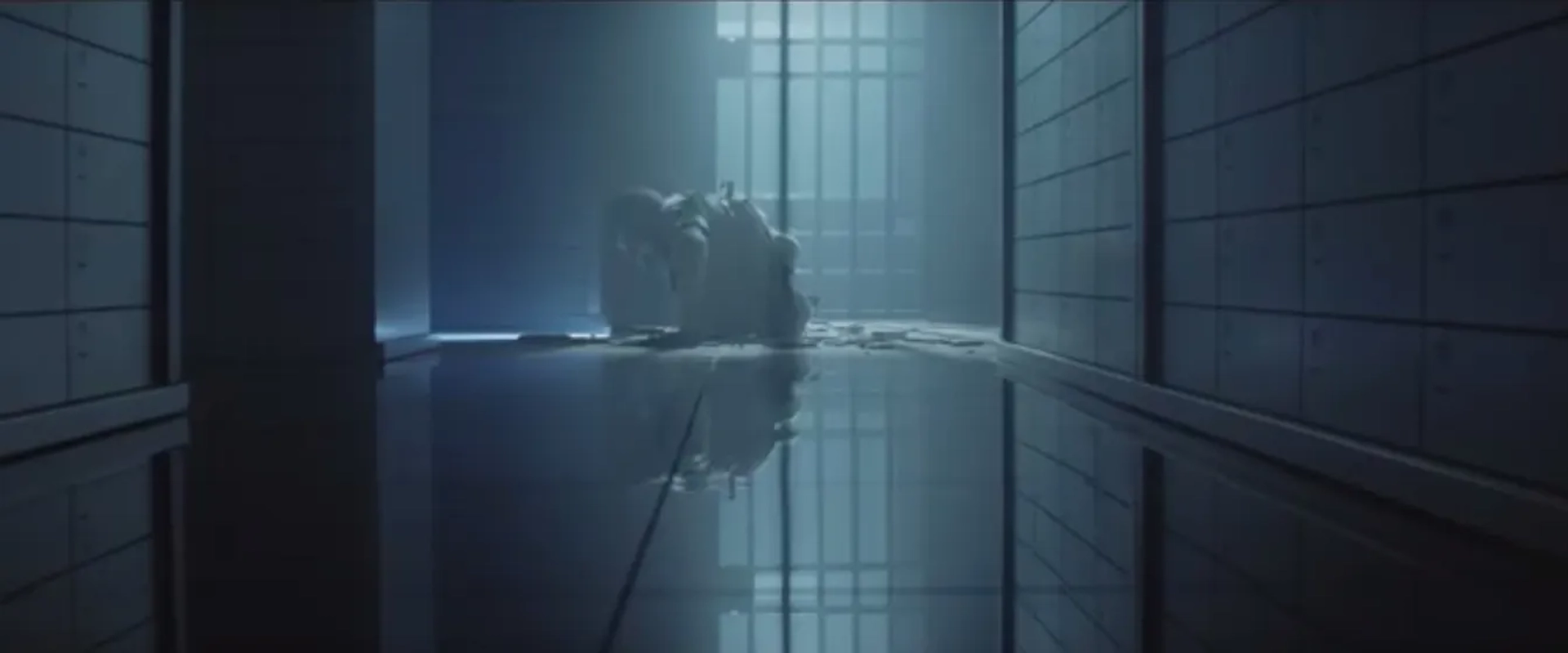 Leonardo Sbaraglia in At the End of the Tunnel (2016)