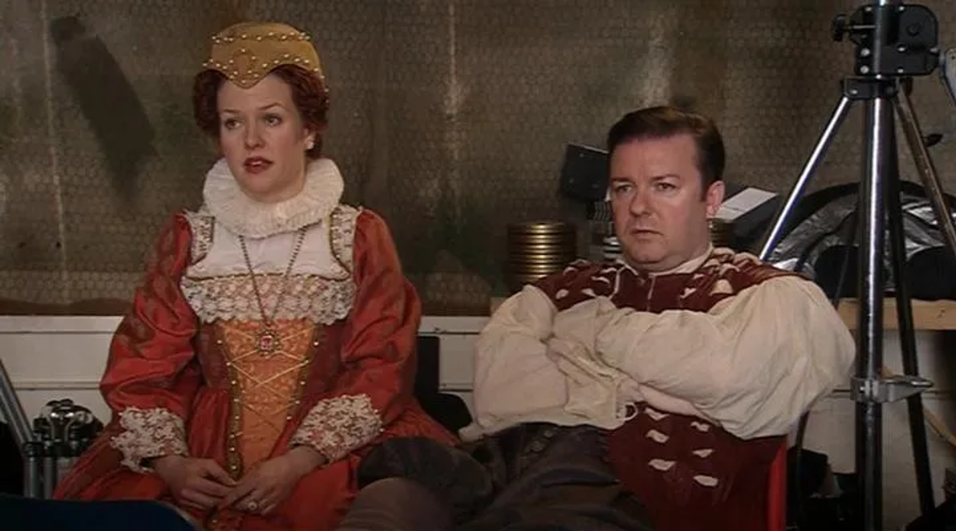 Ricky Gervais and Ashley Jensen in Extras (2005)