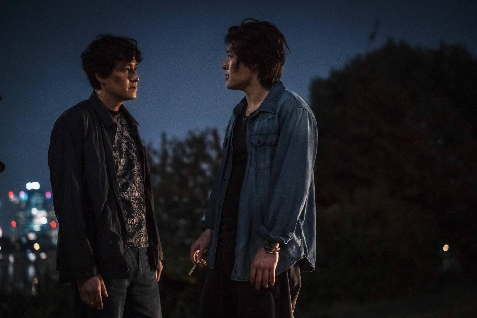 Kang Ha-neul and Park Hae-joon in Yadang: The Snitch (2025)