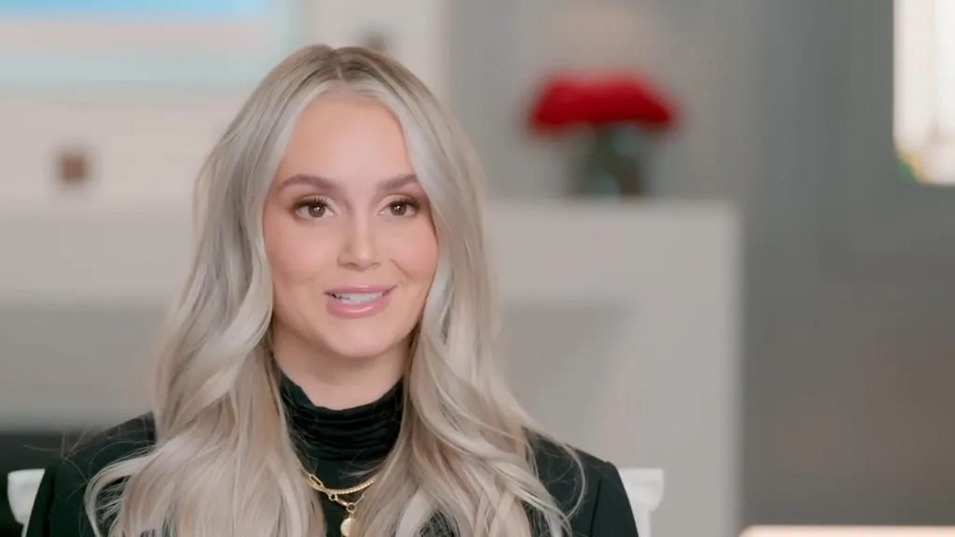 میکایلا ماتئو