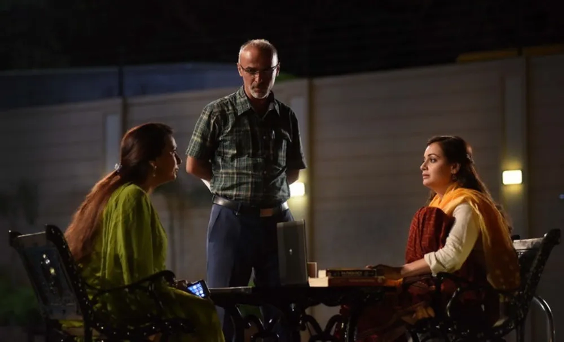Dia Mirza and Ghorban Mohammadpour in Hello Mumbai (2016)