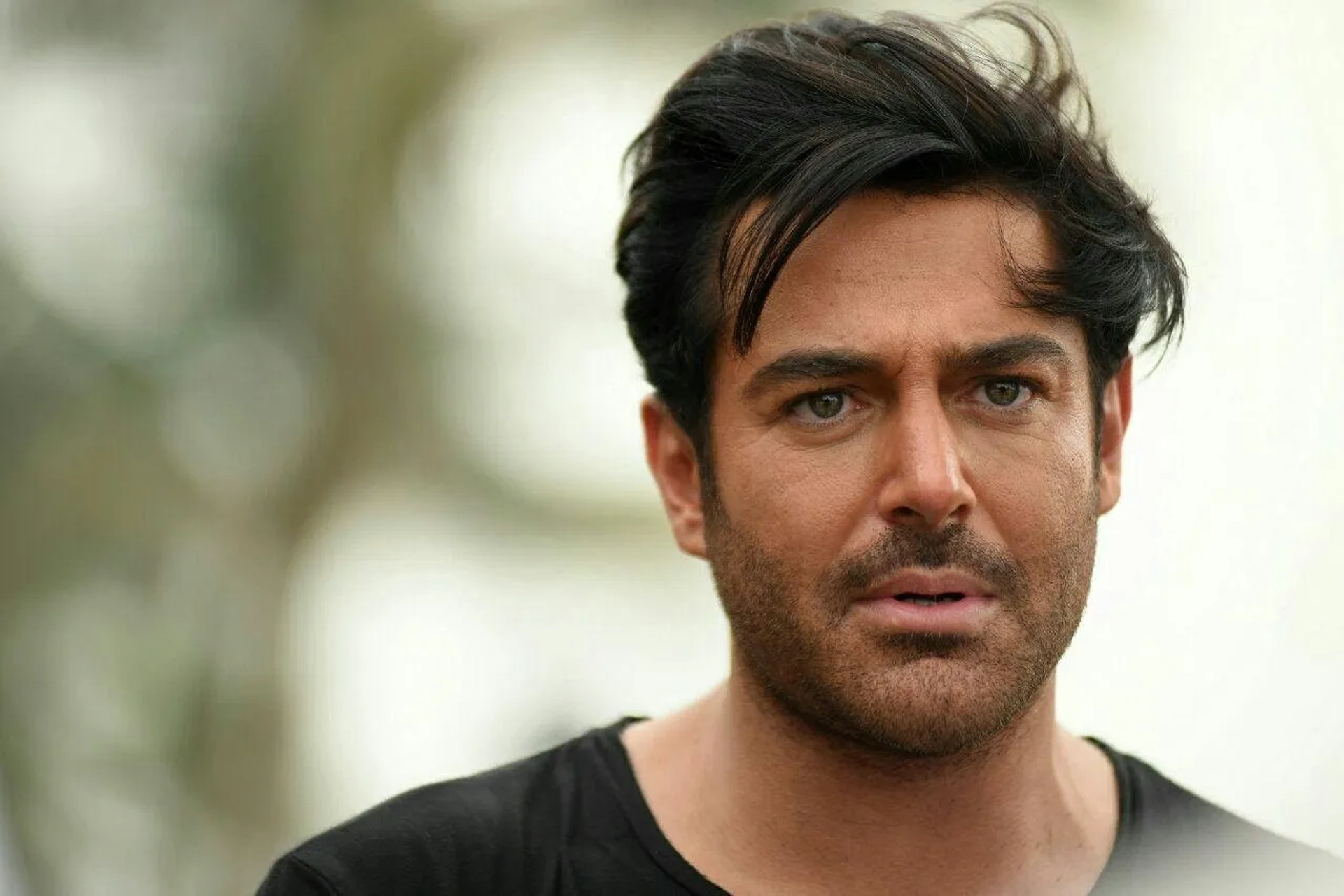 Mohammad Reza Golzar in Hello Mumbai (2016)