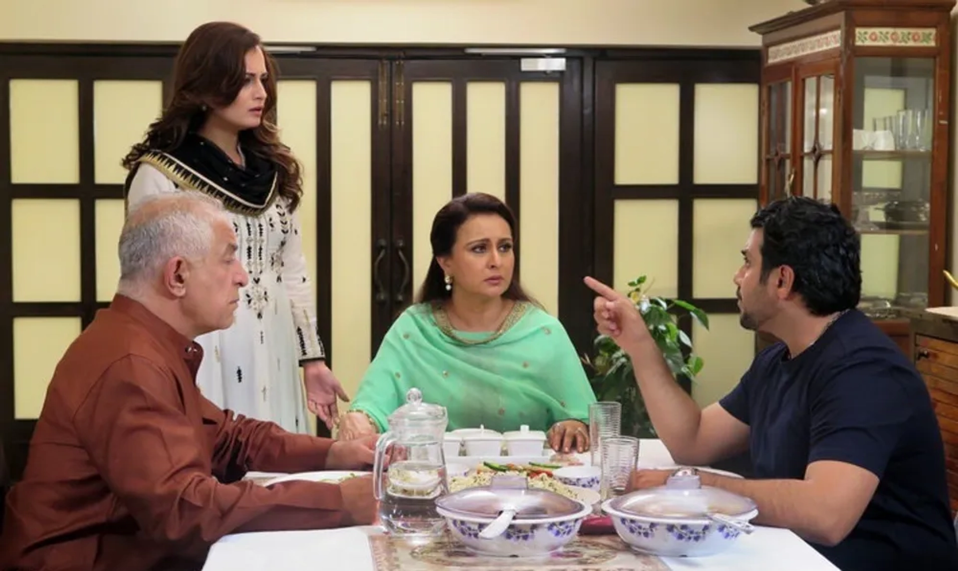Dalip Tahil and Dia Mirza in Hello Mumbai (2016)