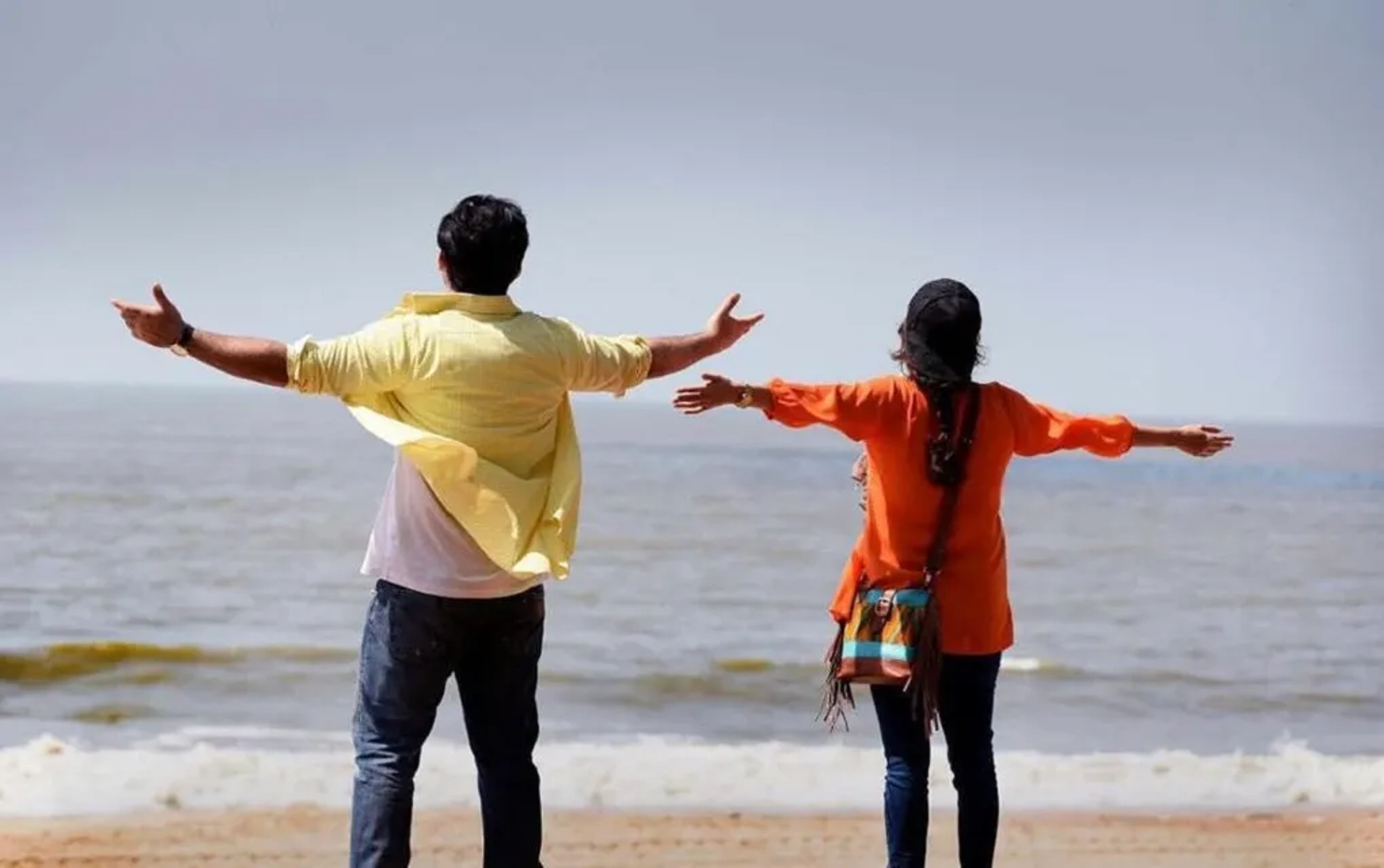 Dia Mirza and Mohammad Reza Golzar in Hello Mumbai (2016)