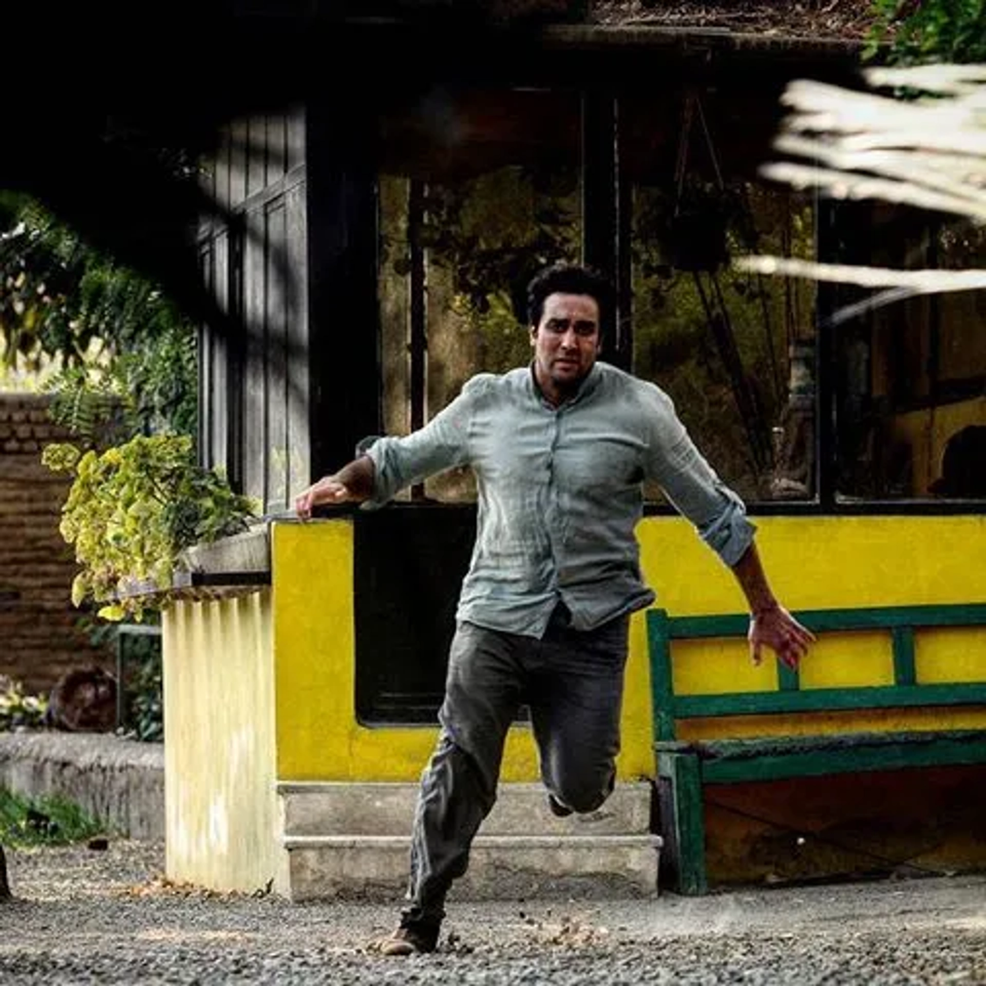 Pouria Poursorkh in Love and Madness (2015)