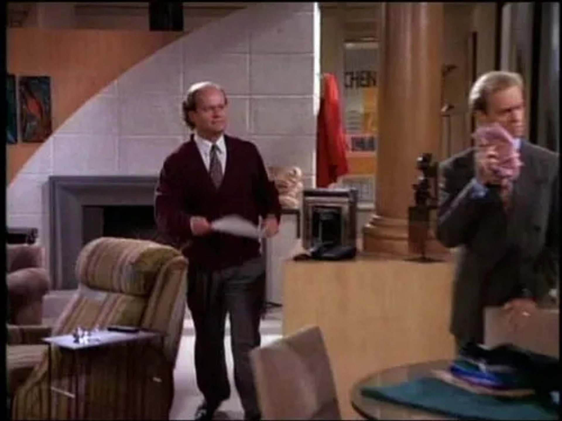 Kelsey Grammer and David Hyde Pierce in Frasier (1993)