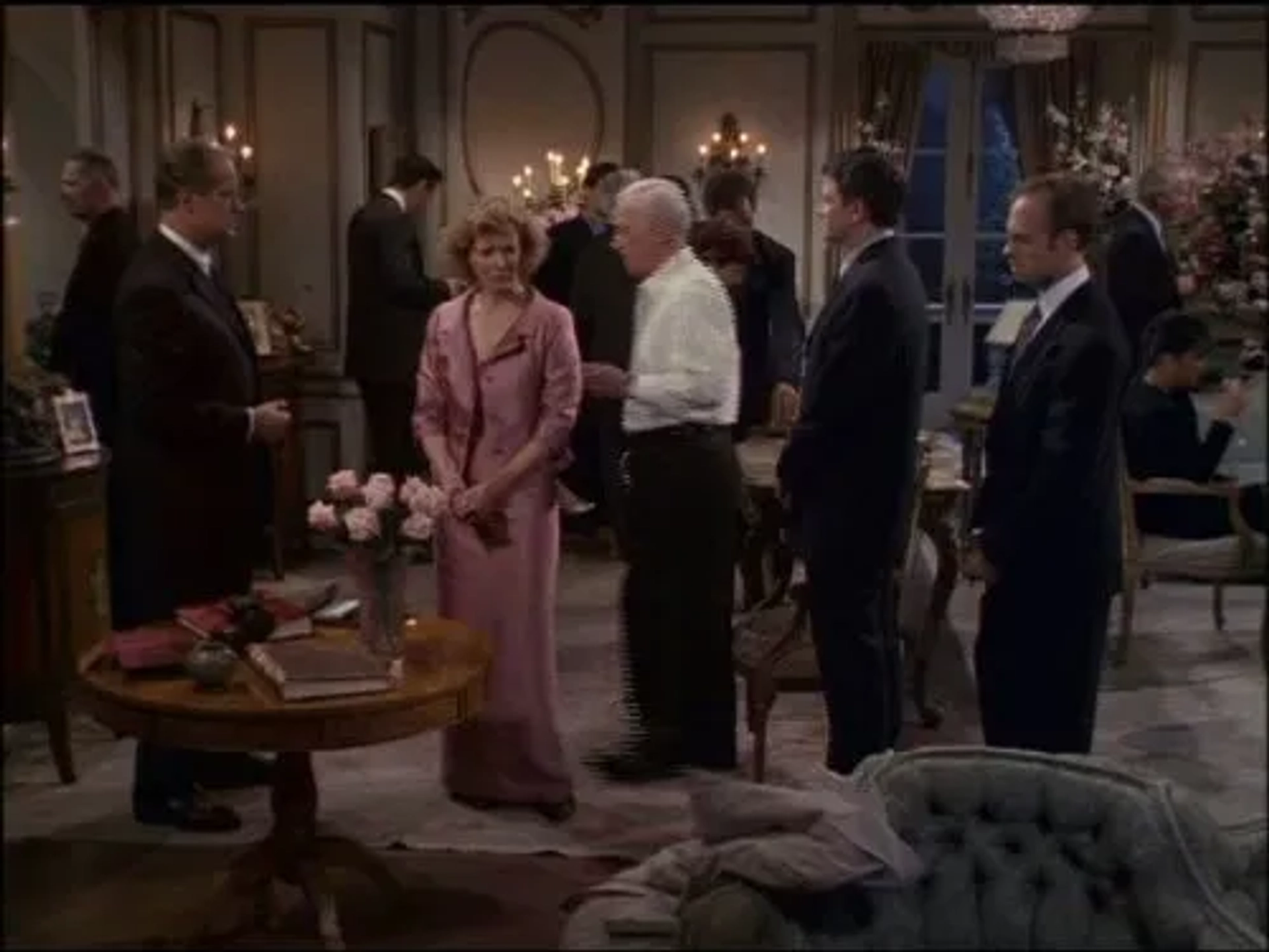 Kelsey Grammer, David Hyde Pierce, John Mahoney, Barbara Babcock, and John Michael Higgins in Frasier (1993)