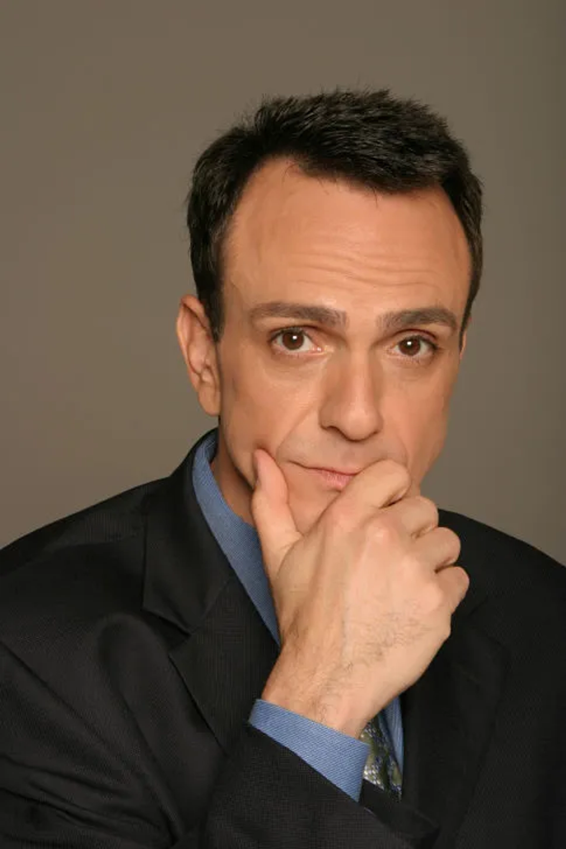 Hank Azaria in Pilot (2004)