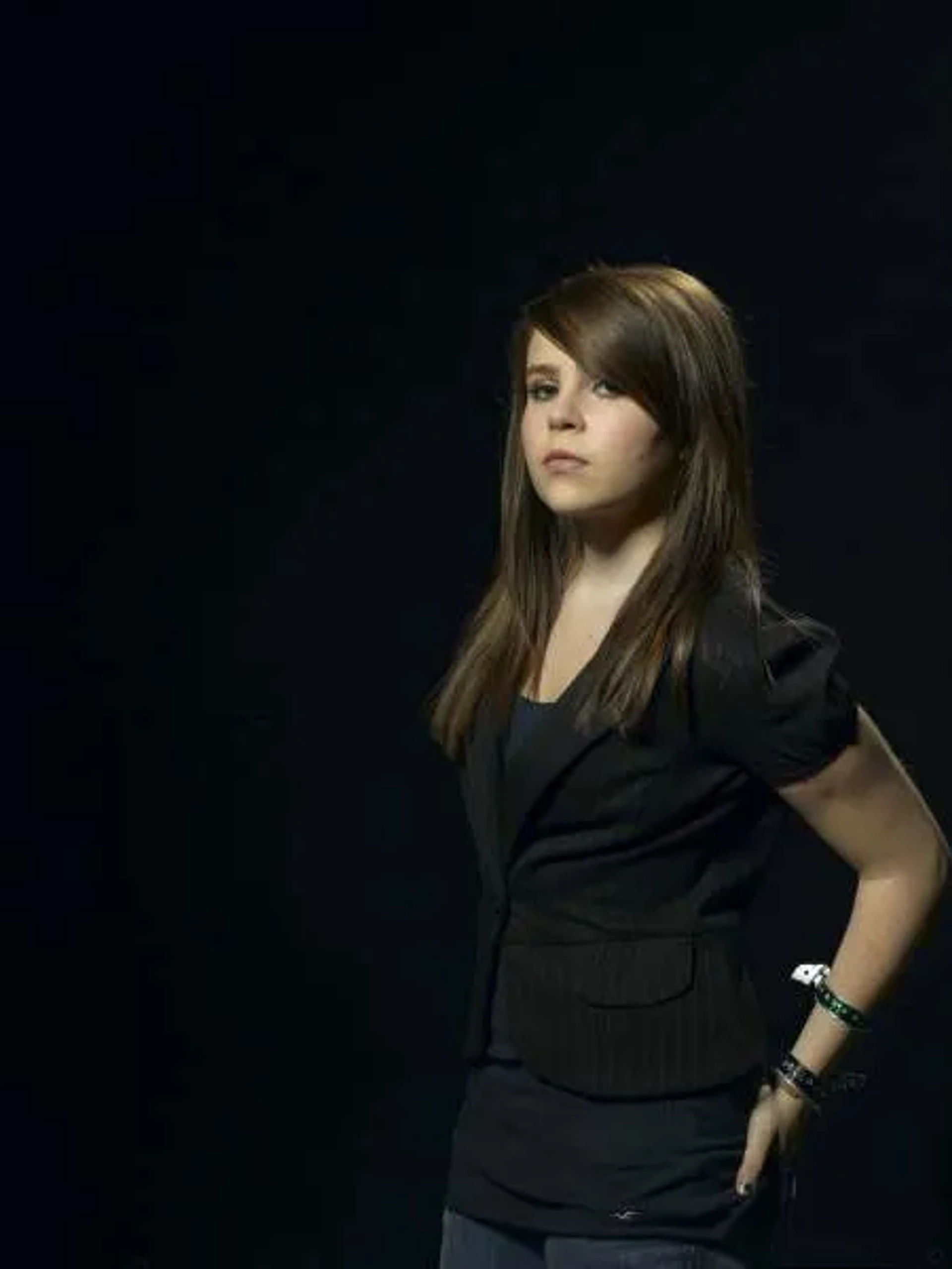 Mae Whitman in Thief (2006)