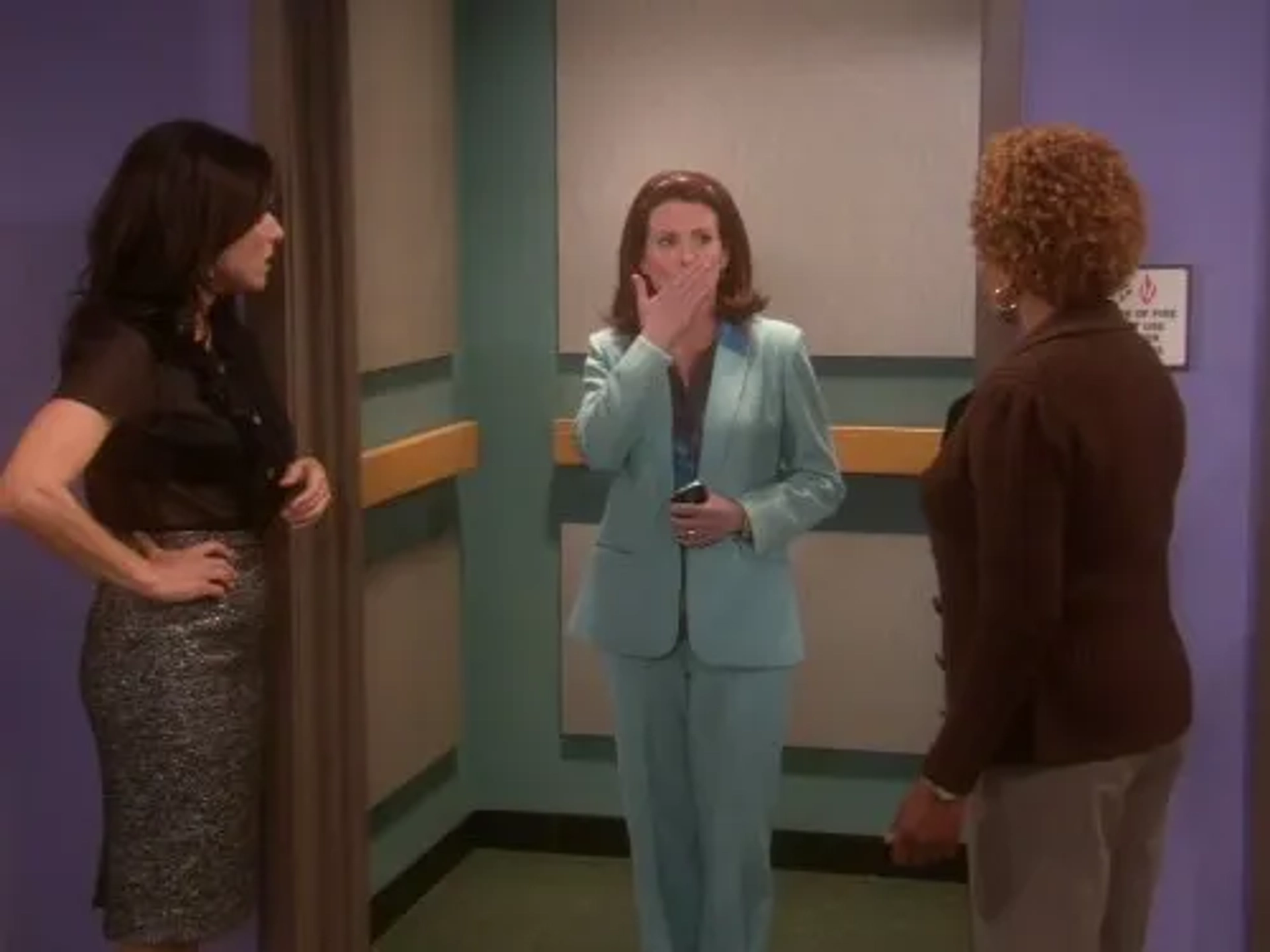 Julia Louis-Dreyfus, Megan Mullally, and Wanda Sykes in The New Adventures of Old Christine (2006)
