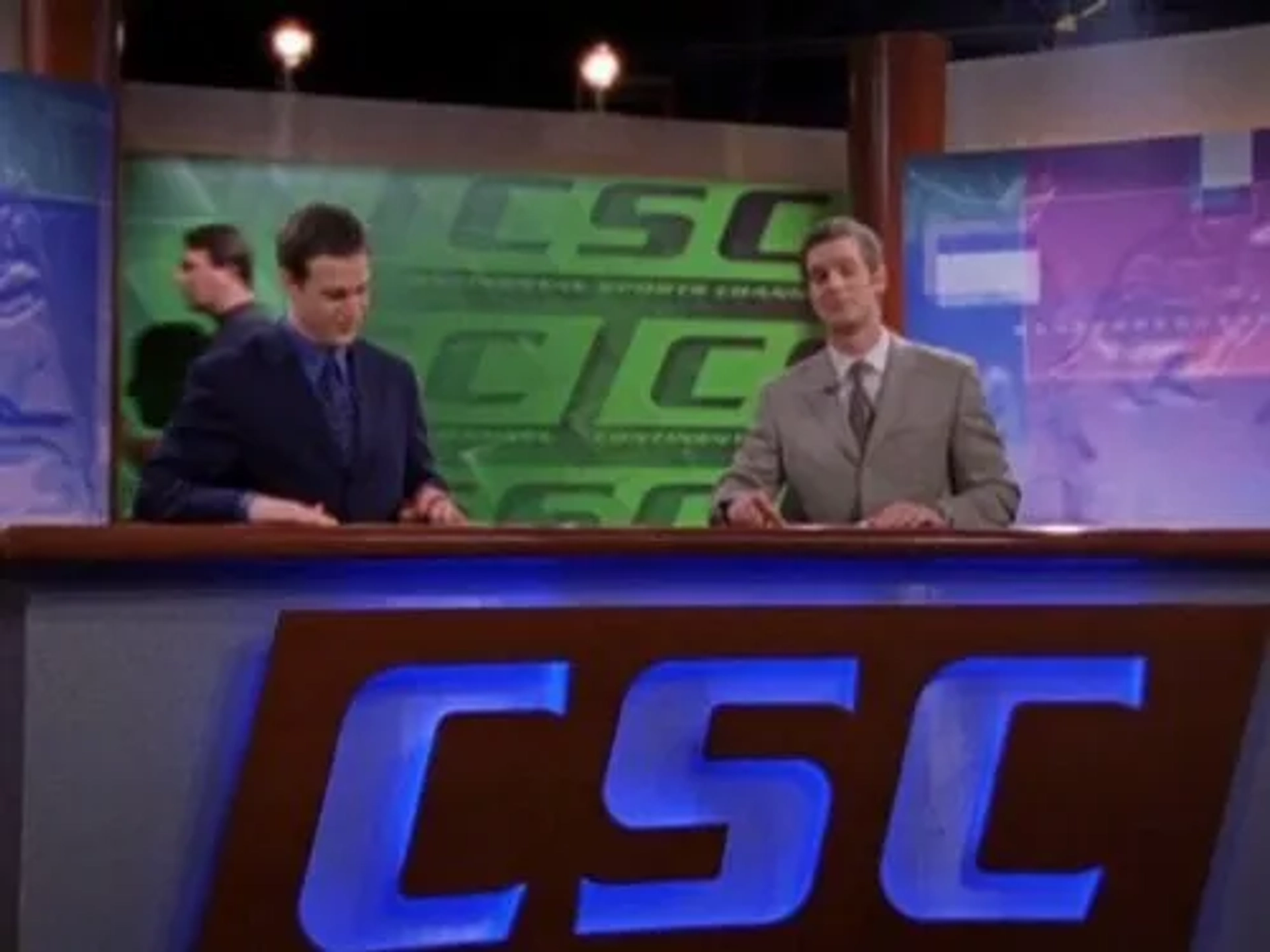 Josh Charles and Peter Krause in Sports Night (1998)