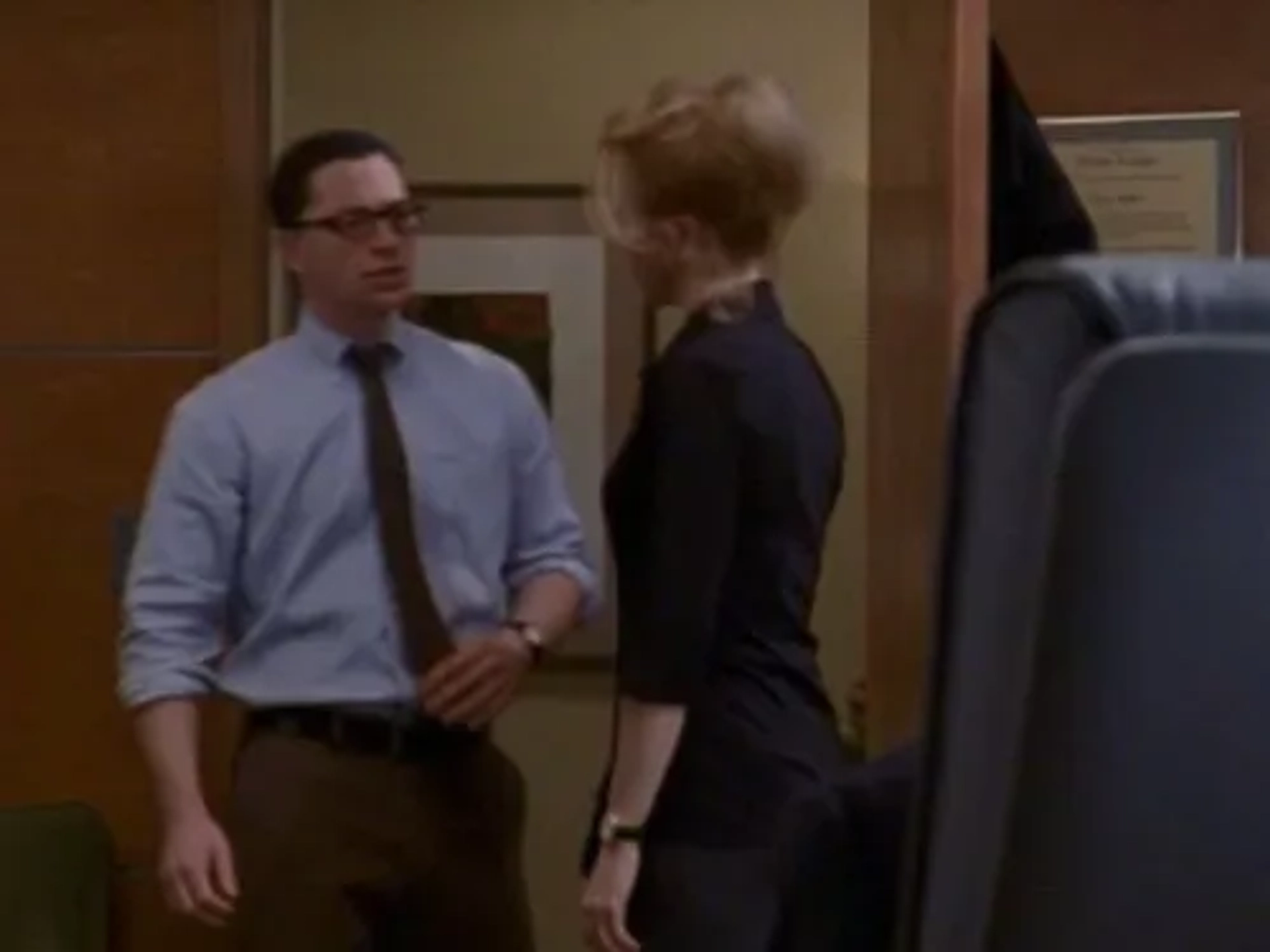Felicity Huffman and Joshua Malina in Sports Night (1998)
