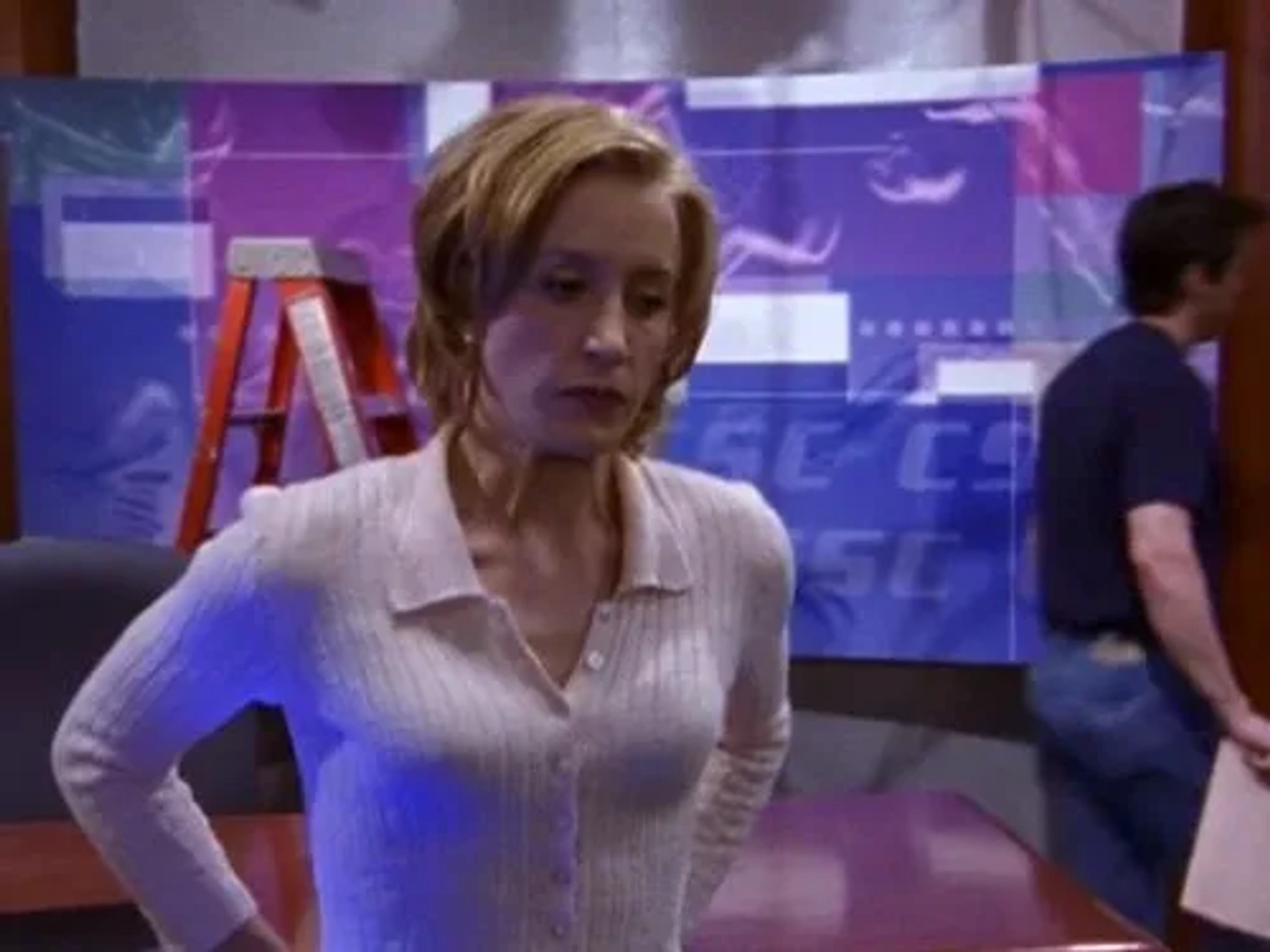 Felicity Huffman in Sports Night (1998)
