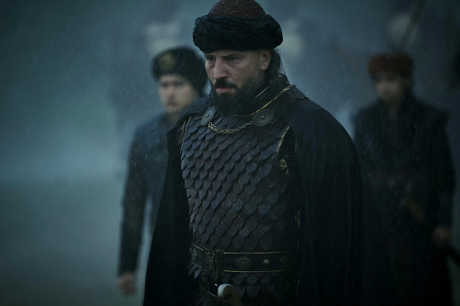 Murathan Muslu and Ulascan Kutlu in Rise of the Raven (2024)