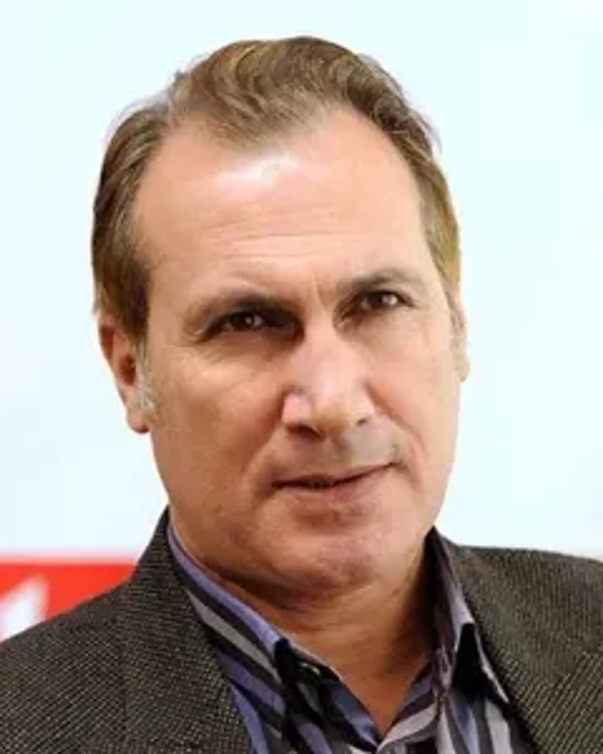 مهرشاد  کارخانی